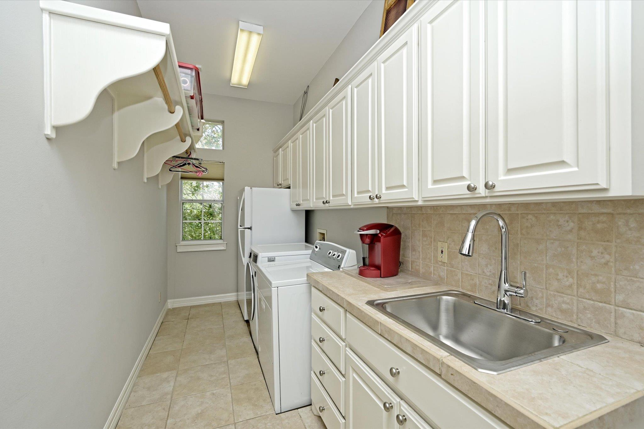 4912 Interlachen Ln Property Photo 14