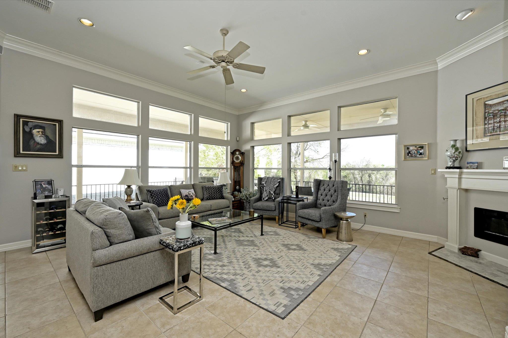 4912 Interlachen Ln Property Photo 15