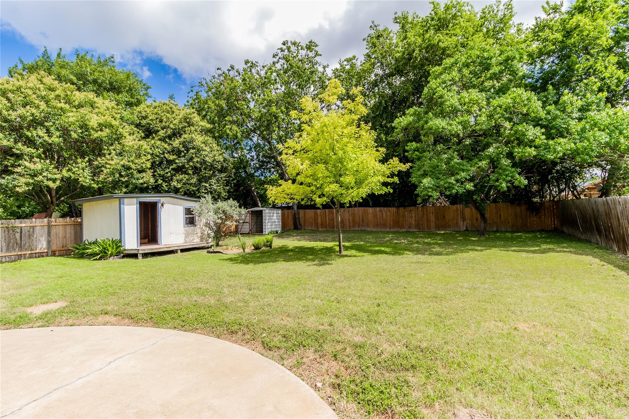 906 Red Cliff Dr Property Photo 19