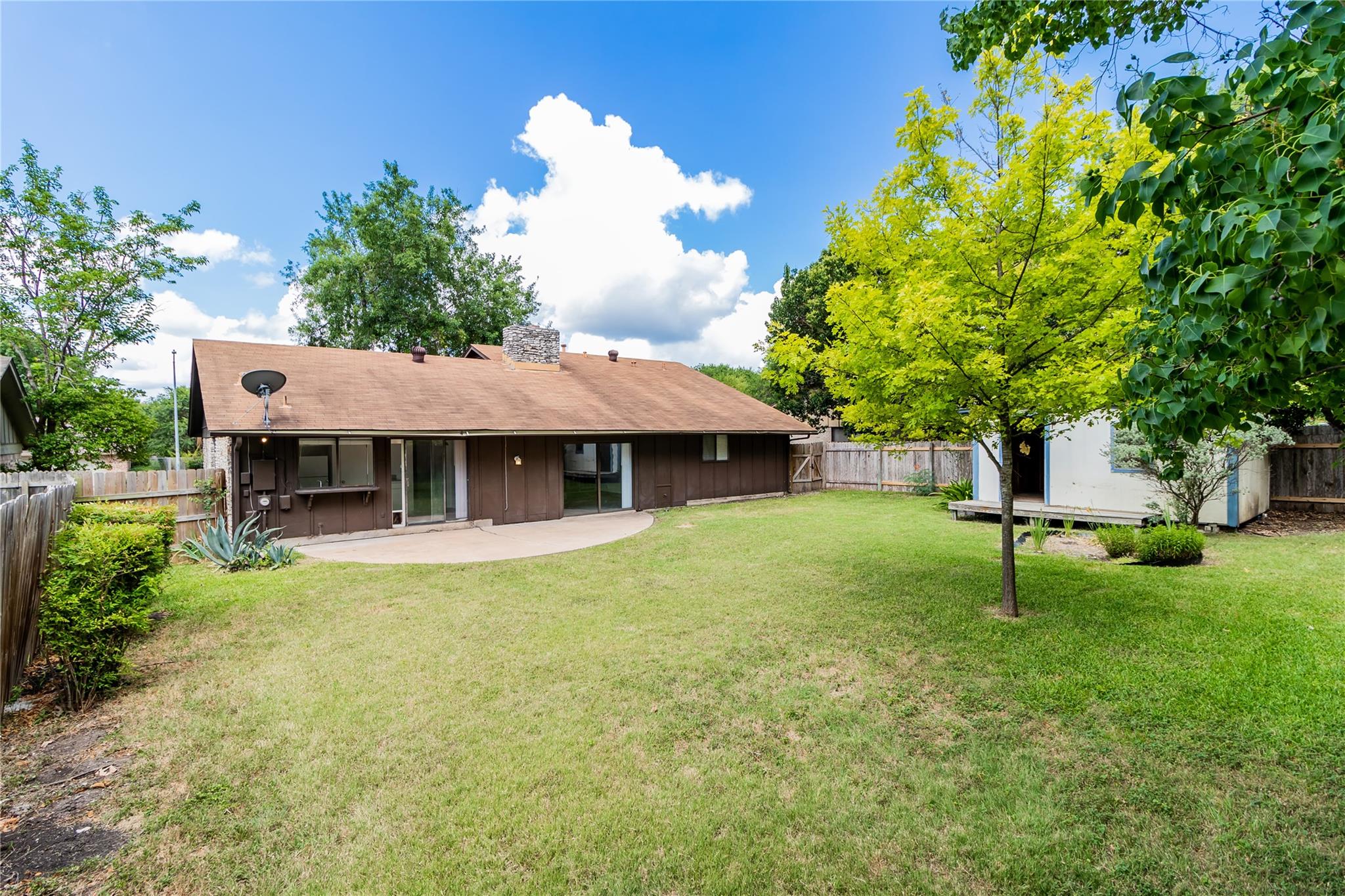 906 Red Cliff Dr Property Photo 20