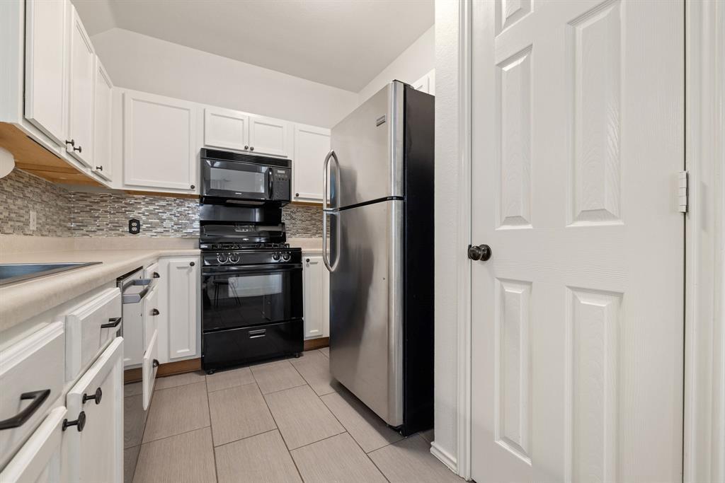 14525 Harris Ridge Blvd #b Property Photo 8
