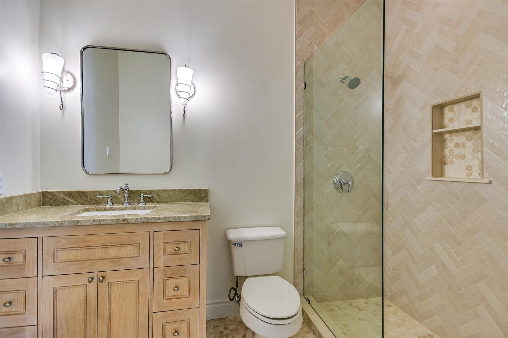 4646 Rockcliff Rd Property Photo 24