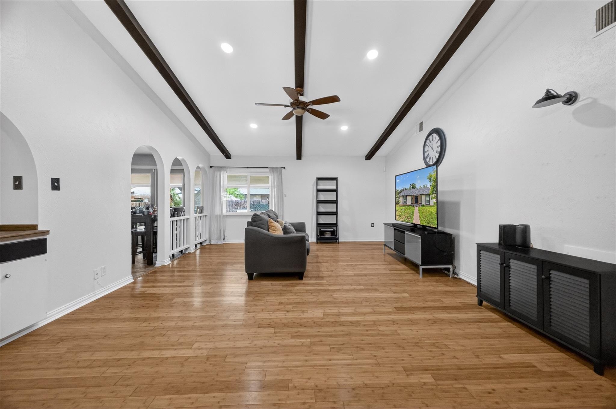 2500 Cockburn Dr Property Photo 10