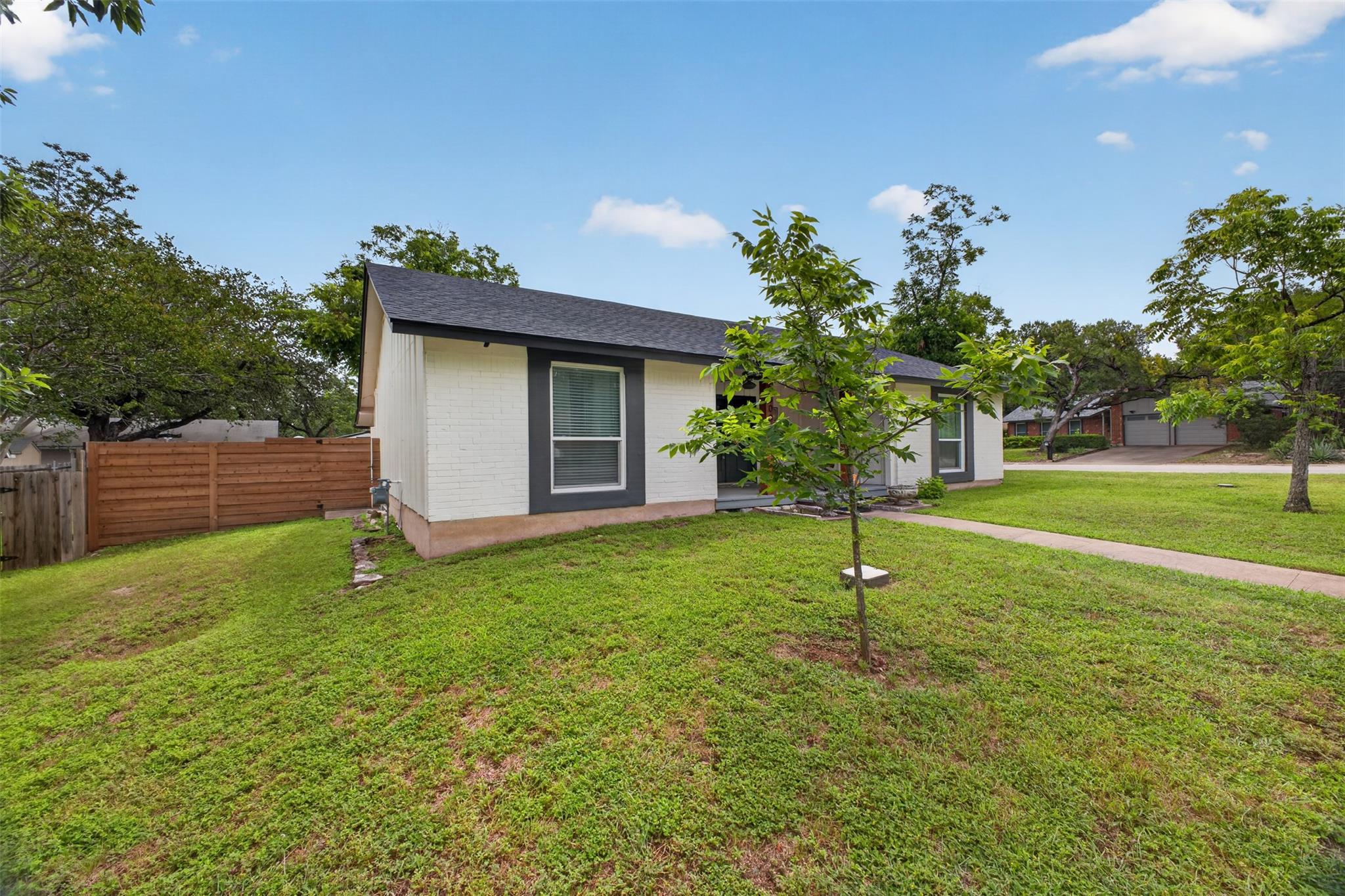 2500 Cockburn Dr Property Photo 31