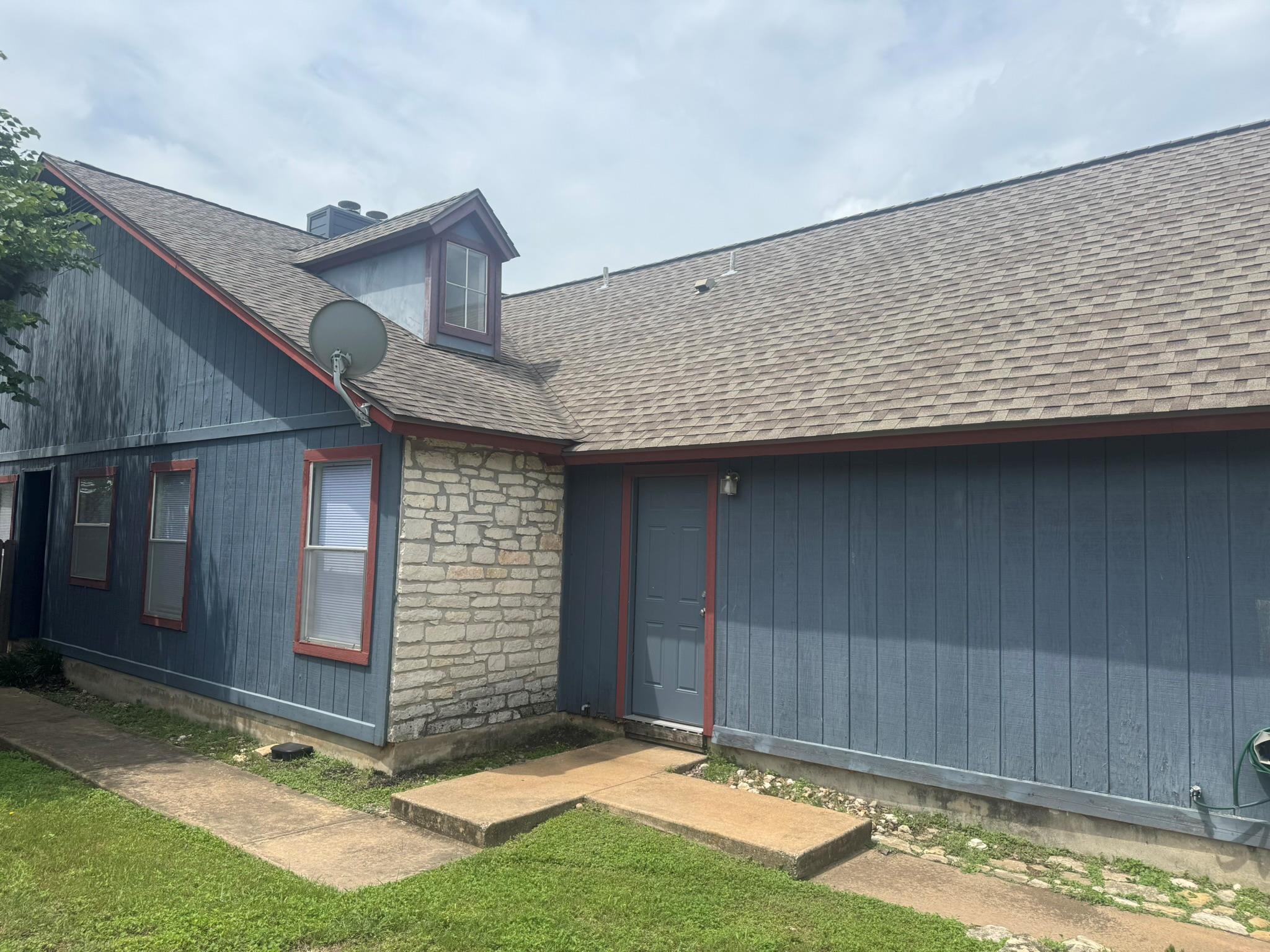 522 Cutty Trl #a Property Photo 1
