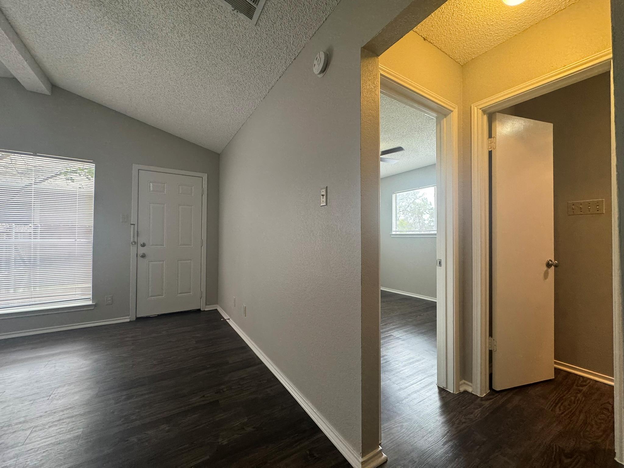 522 Cutty Trl #a Property Photo 5