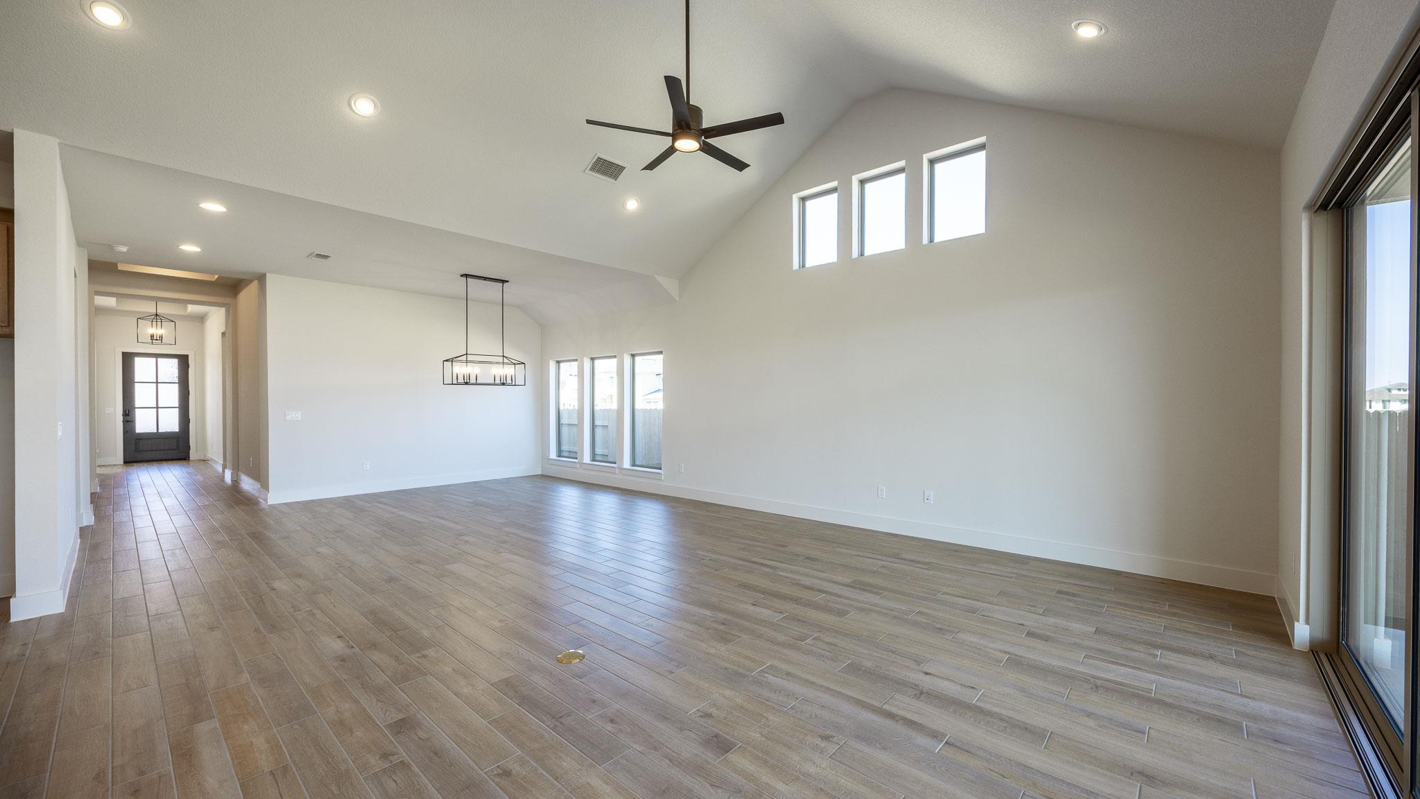 8604 Ambergill Ct Property Photo 7