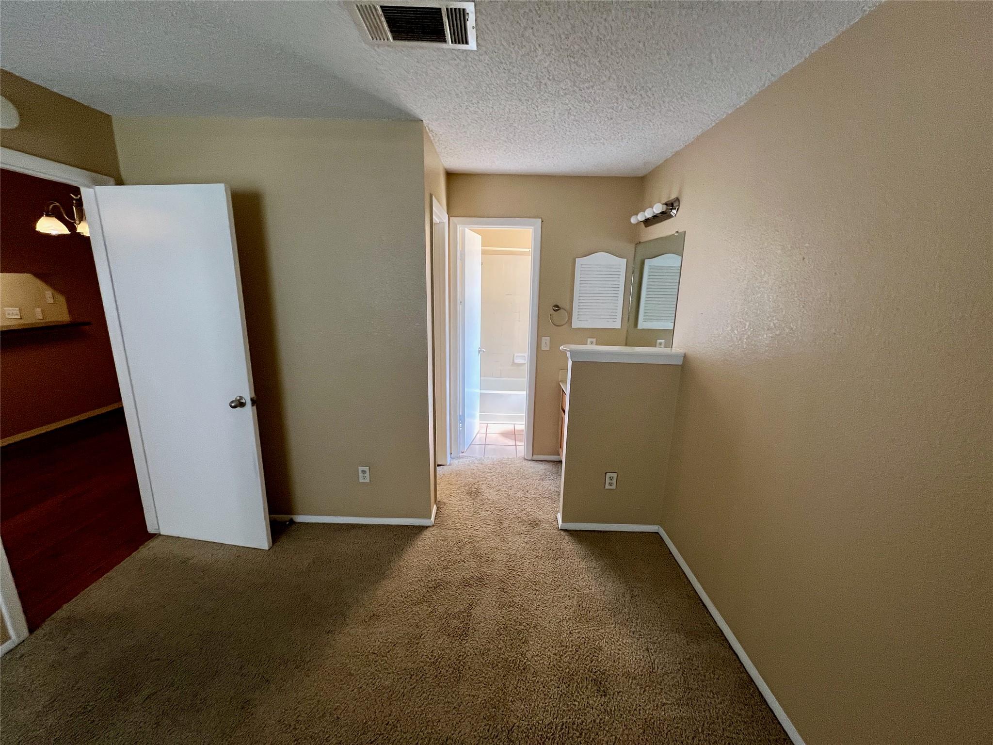 12223 Tyson Cv #a Property Photo 8