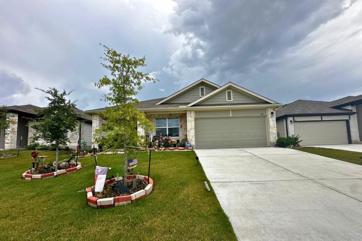 106 Canadian River Trl Property Photo 1