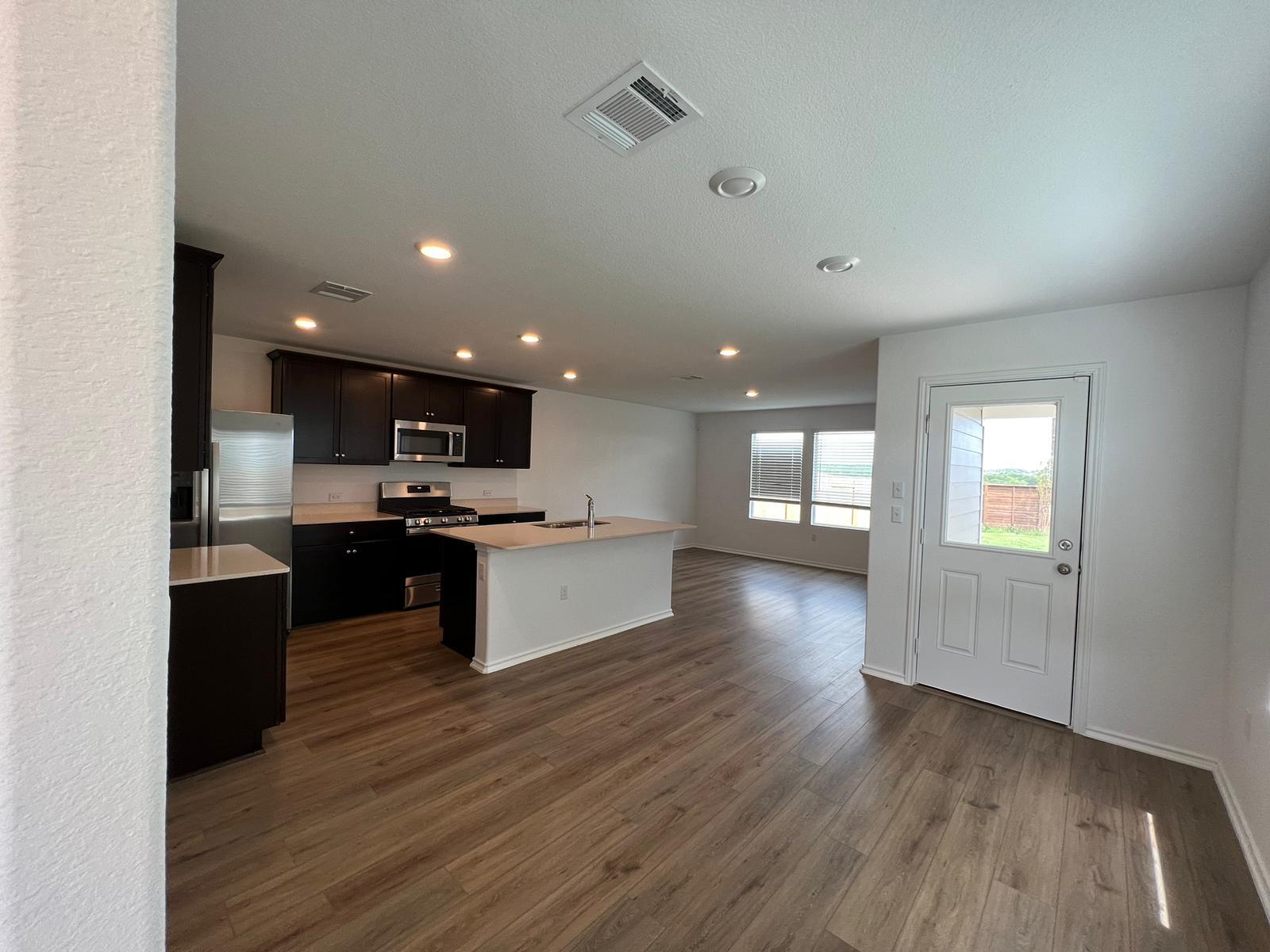12204 Scarlet Sleeve Way Property Photo 4