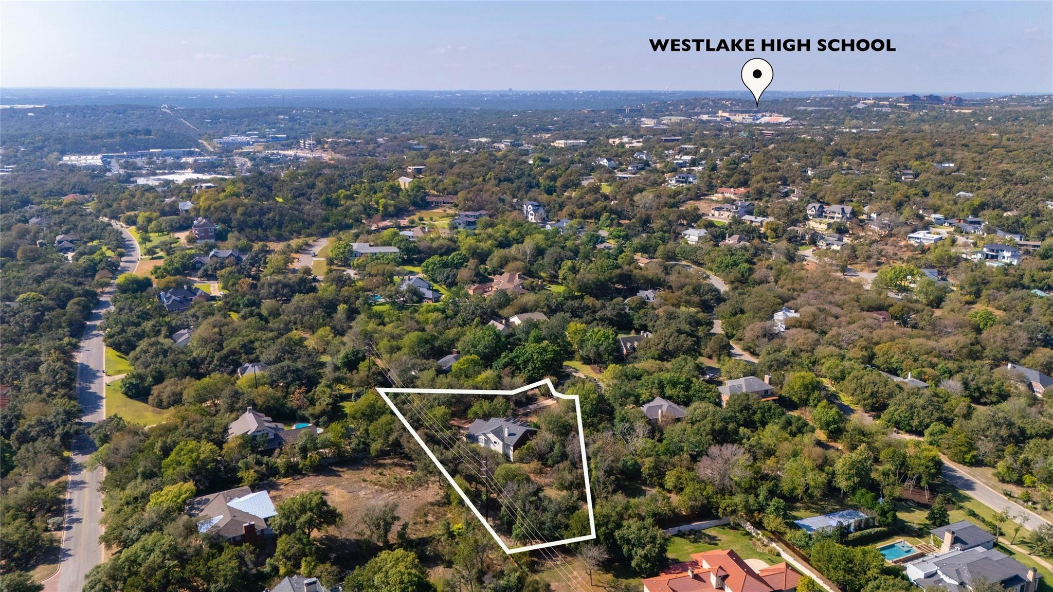 608 Rainbow Cv Property Photo 3