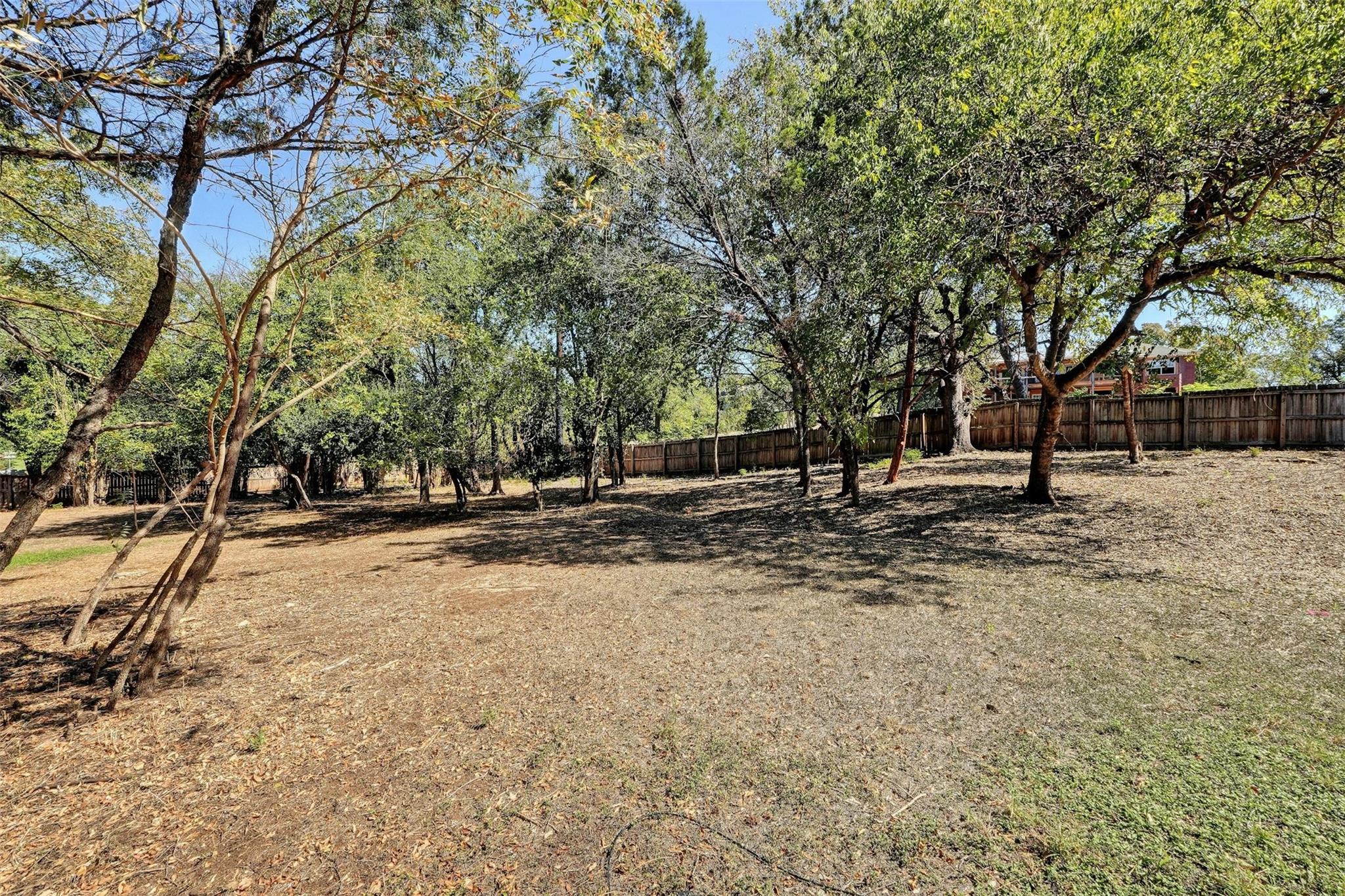 608 Rainbow Cv Property Photo 8