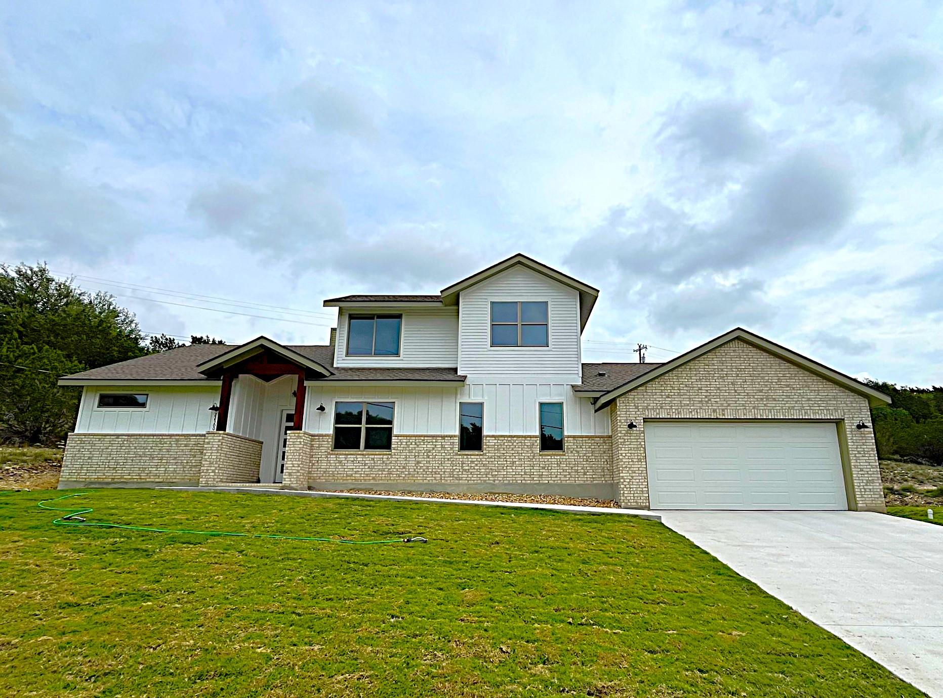 22300 Shotts Dr Property Photo 1