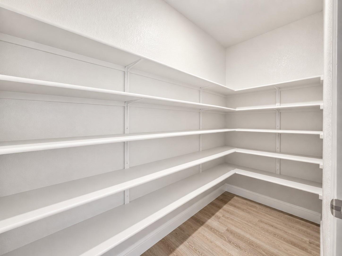 17712 Gilberto Dr Property Photo 8