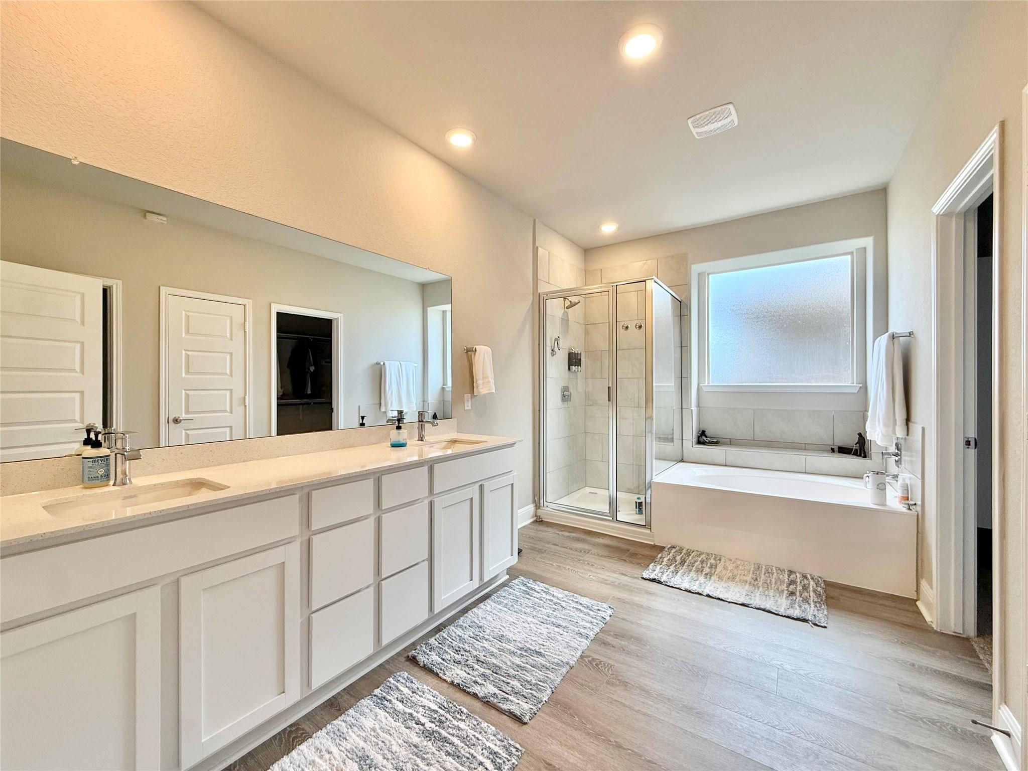 17712 Gilberto Dr Property Photo 12