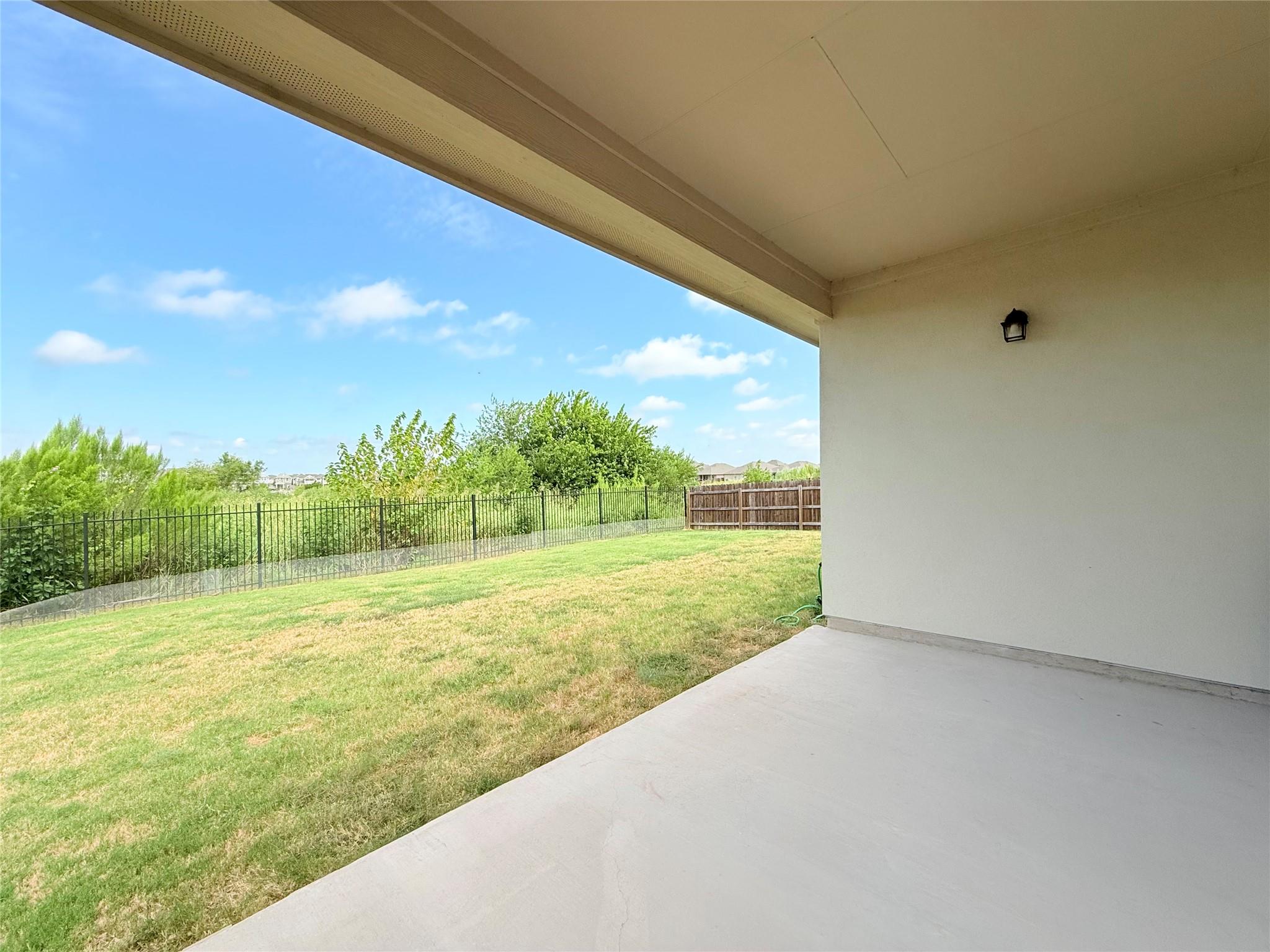 17712 Gilberto Dr Property Photo 21