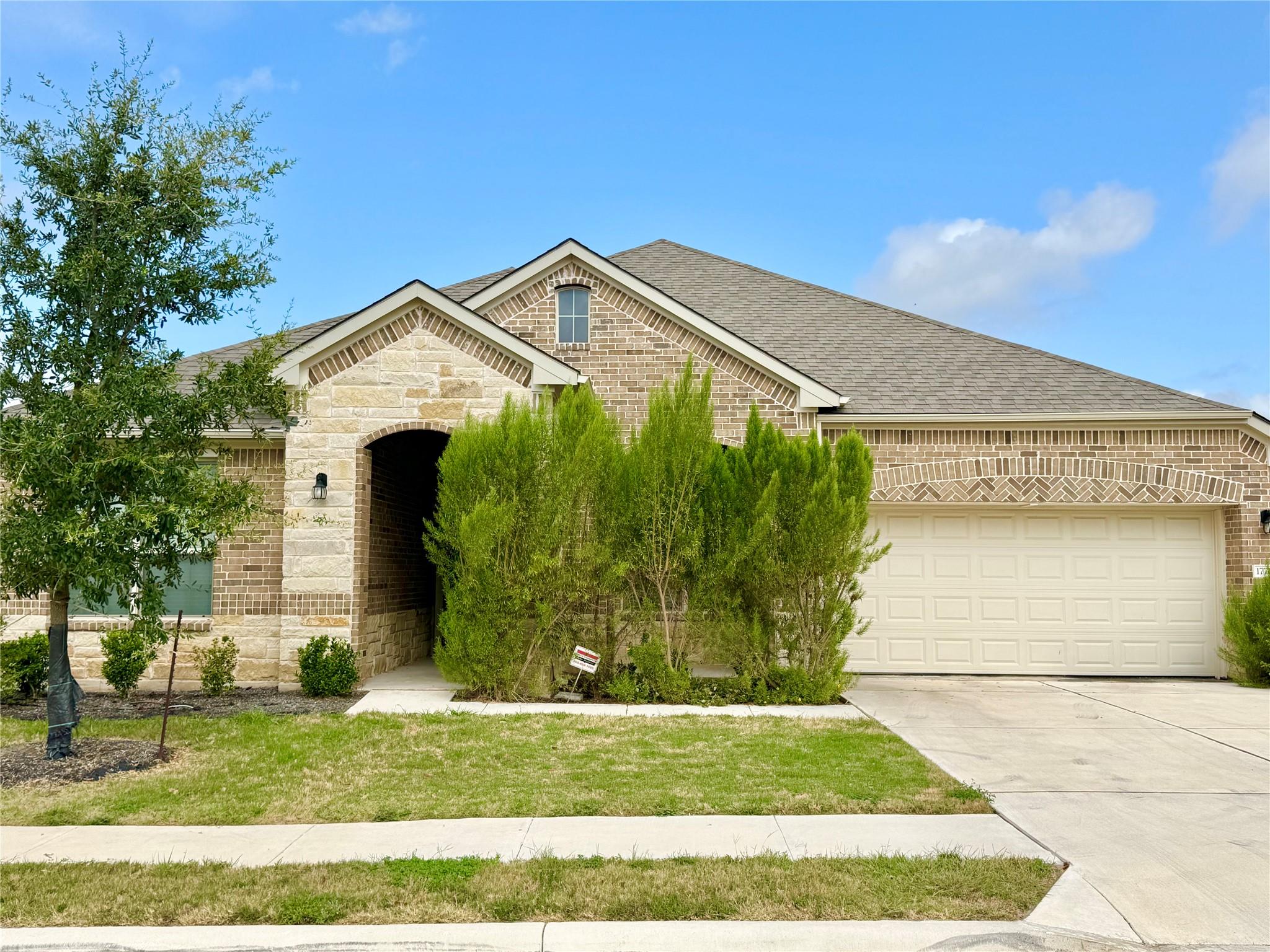 17712 Gilberto Dr Property Photo 24
