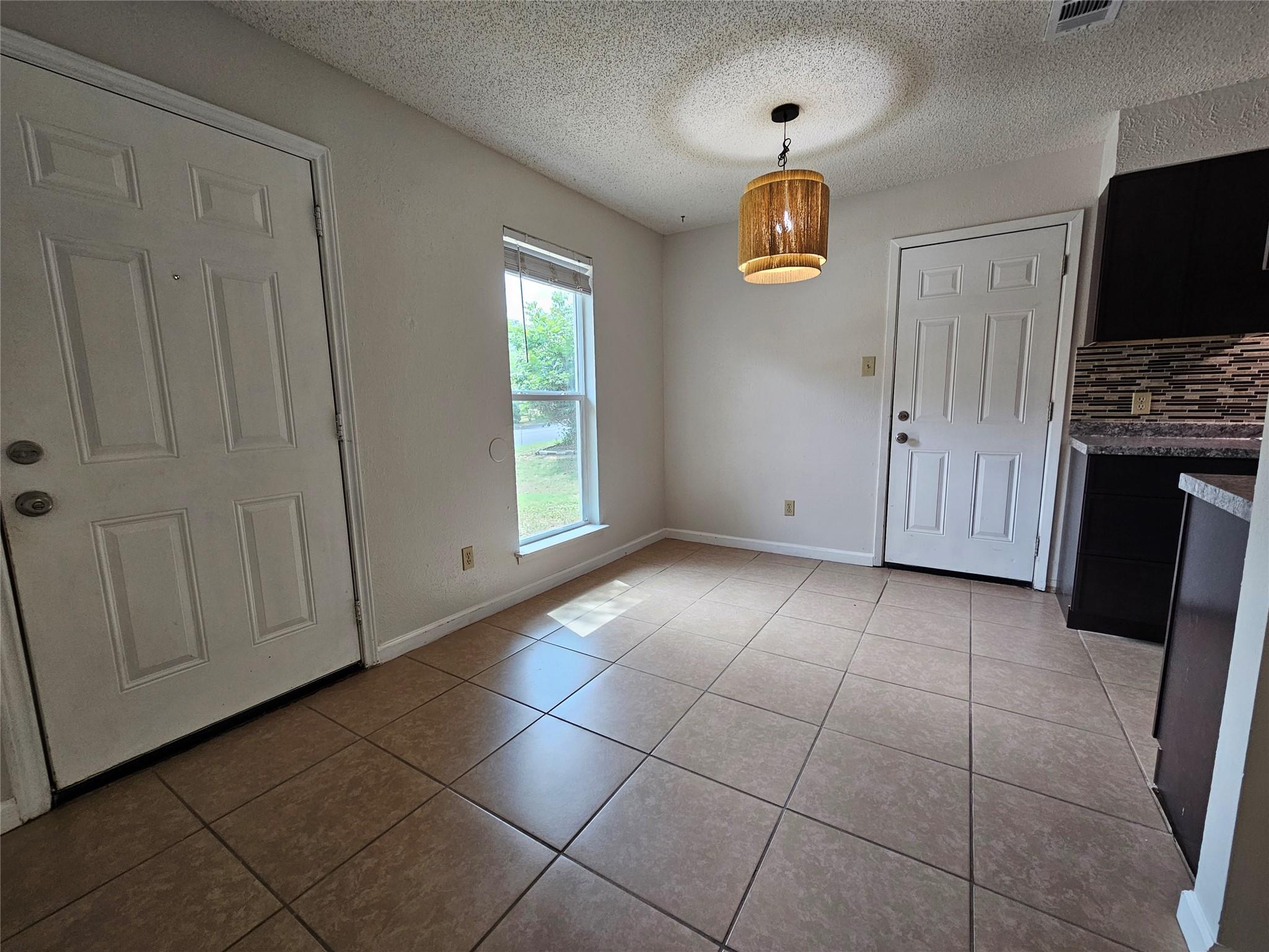 6800 Lunar Dr #b Property Photo 7