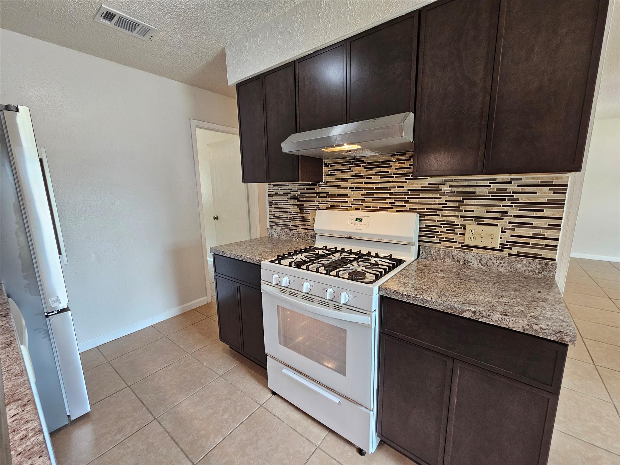 6800 Lunar Dr #b Property Photo 11