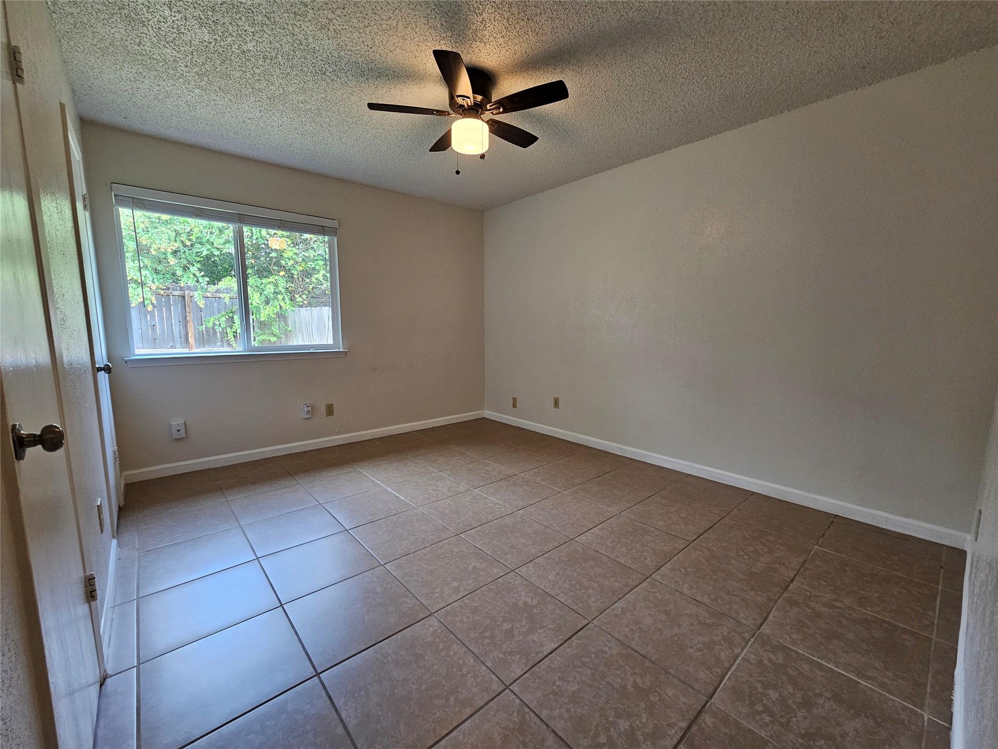 6800 Lunar Dr #b Property Photo 17