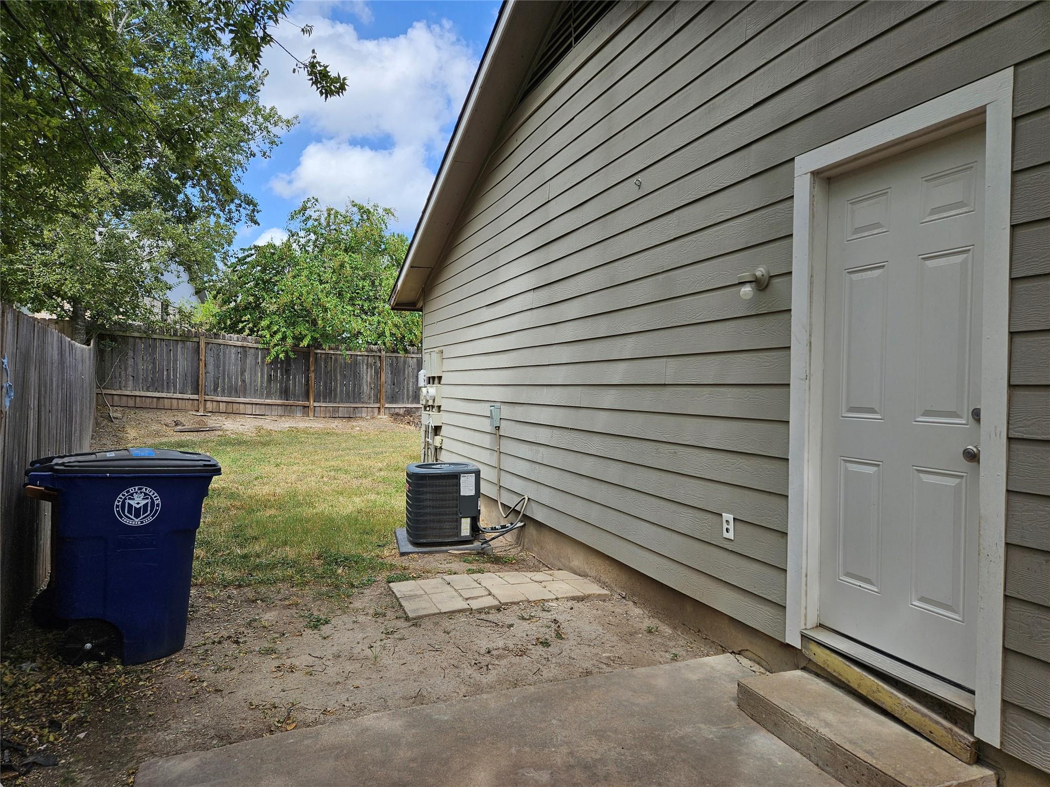6800 Lunar Dr #b Property Photo 23