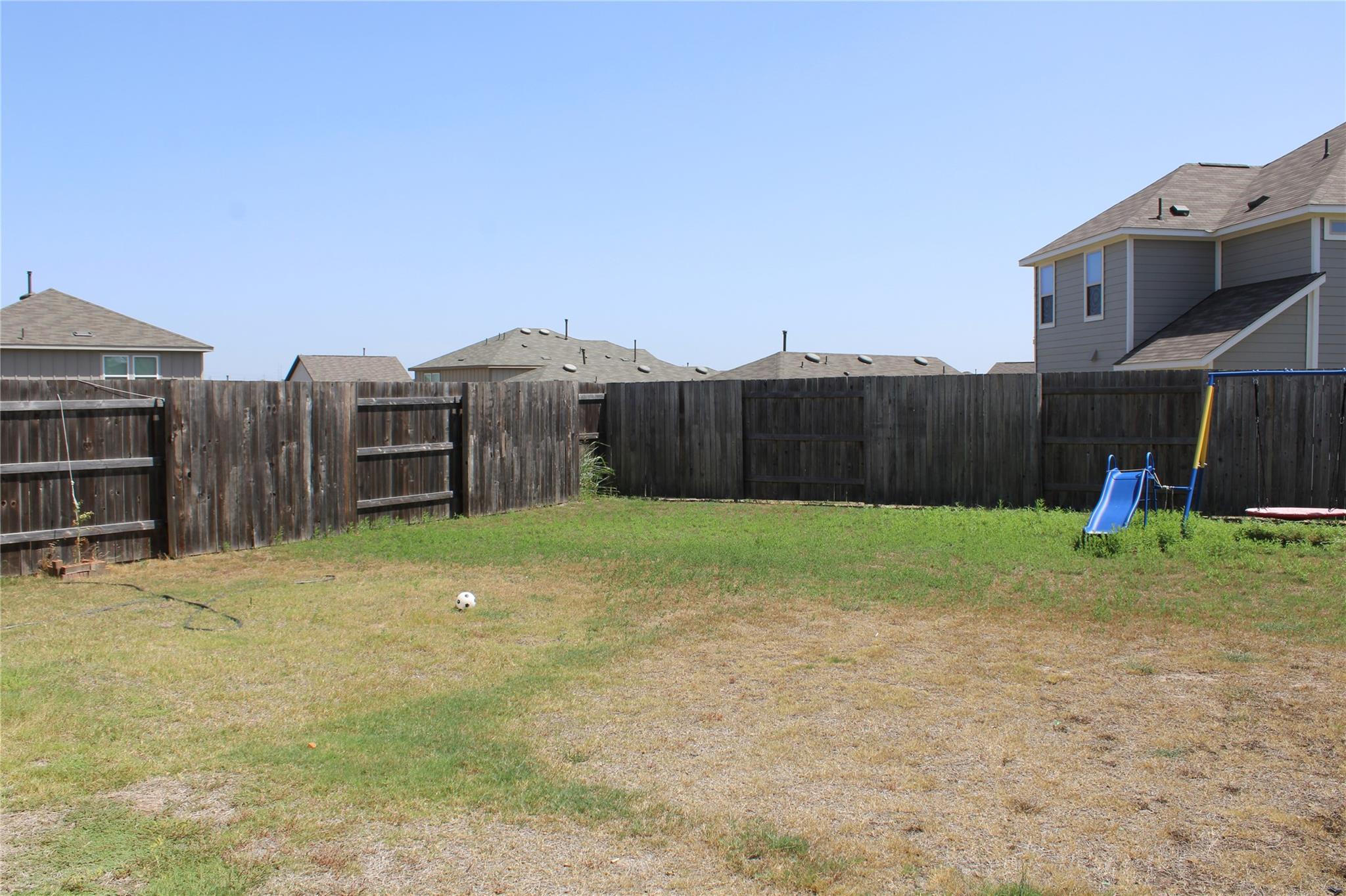 136 Bromeliad Dr Property Photo 14
