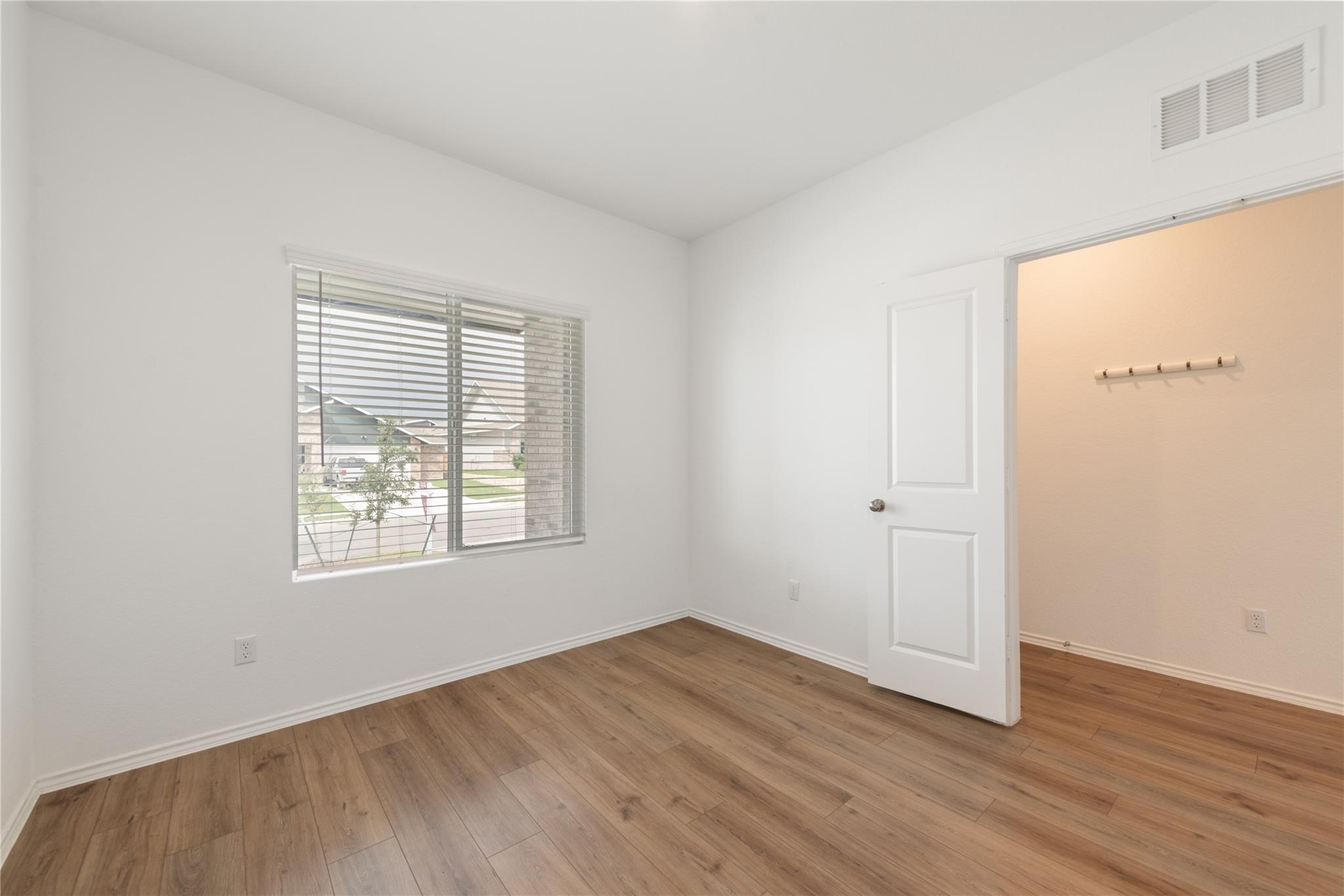 150 Tofalla None Property Photo 18