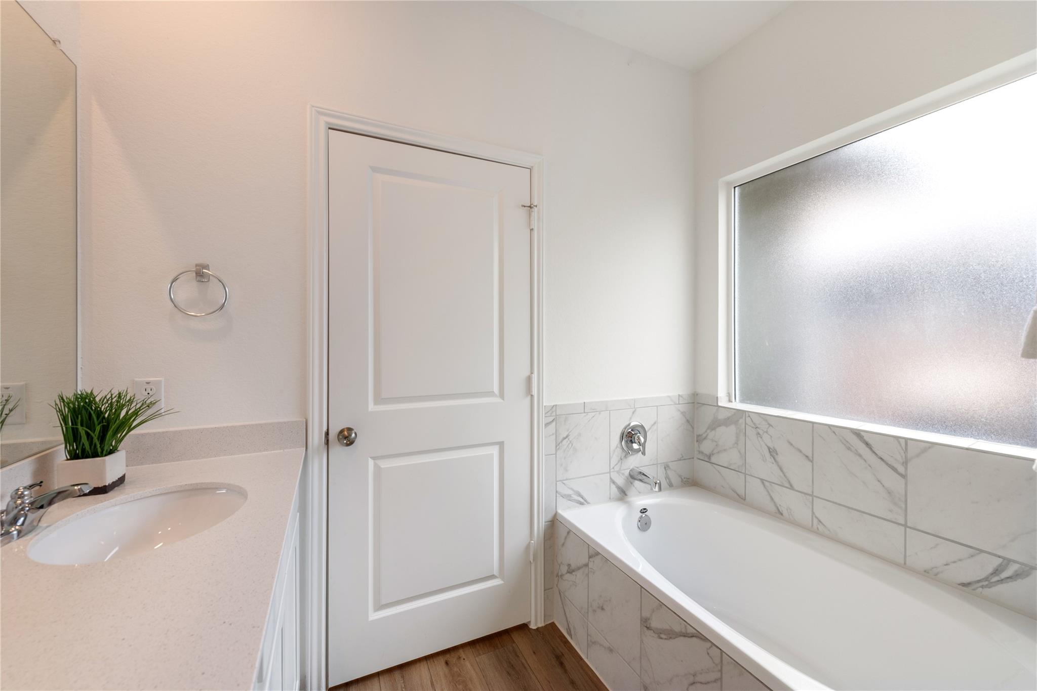150 Tofalla None Property Photo 24