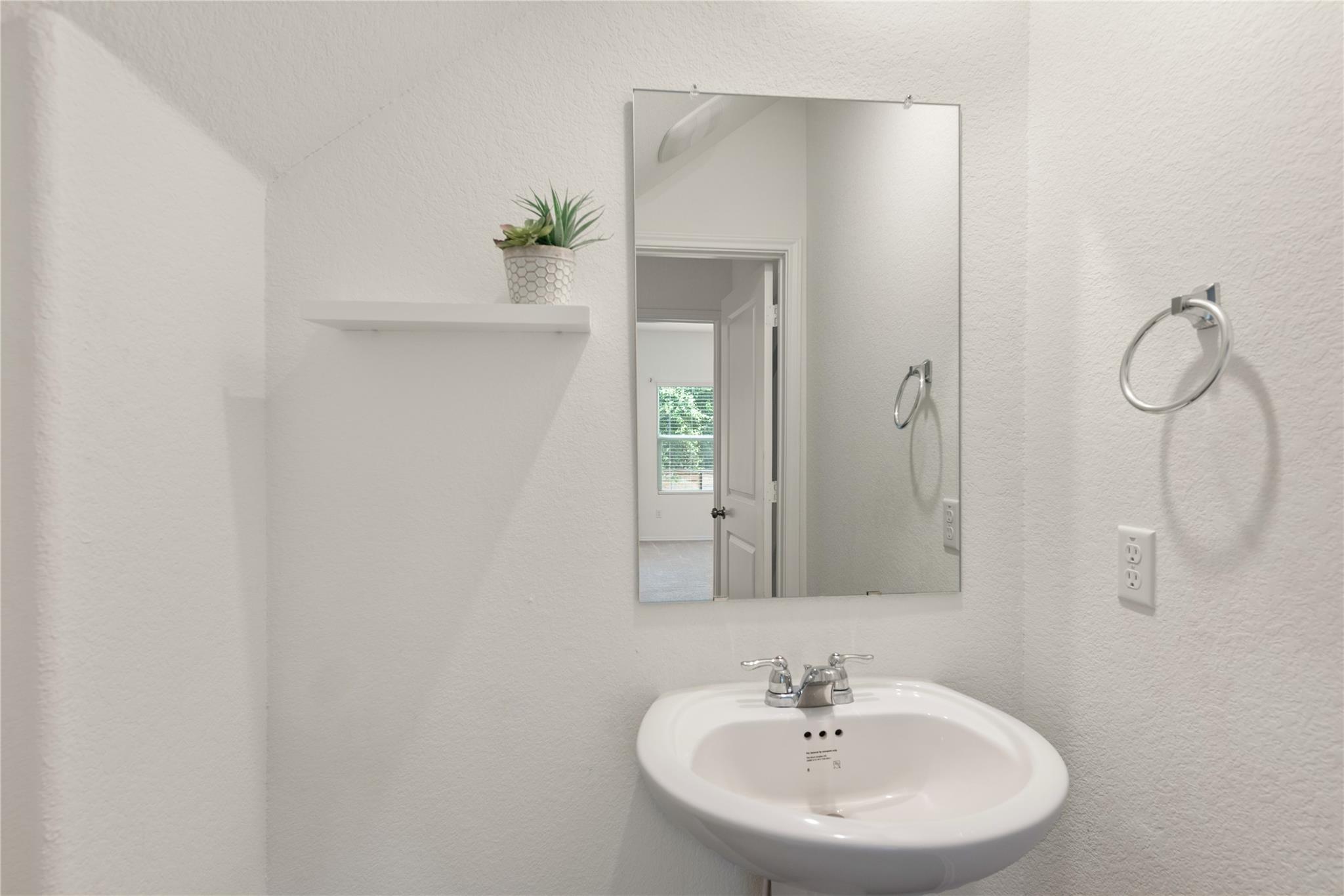 150 Tofalla None Property Photo 25