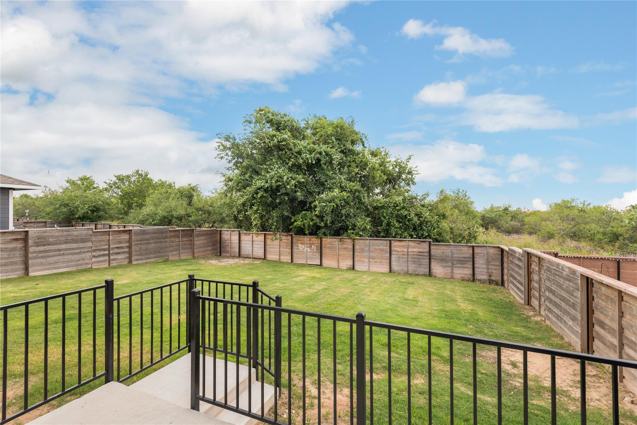 150 Tofalla None Property Photo 29