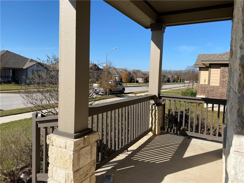 816 Sleeping Bear Dunes Dr Property Photo 4