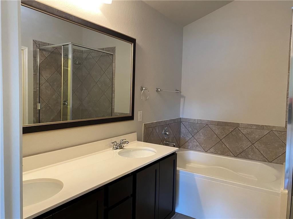 816 Sleeping Bear Dunes Dr Property Photo 13