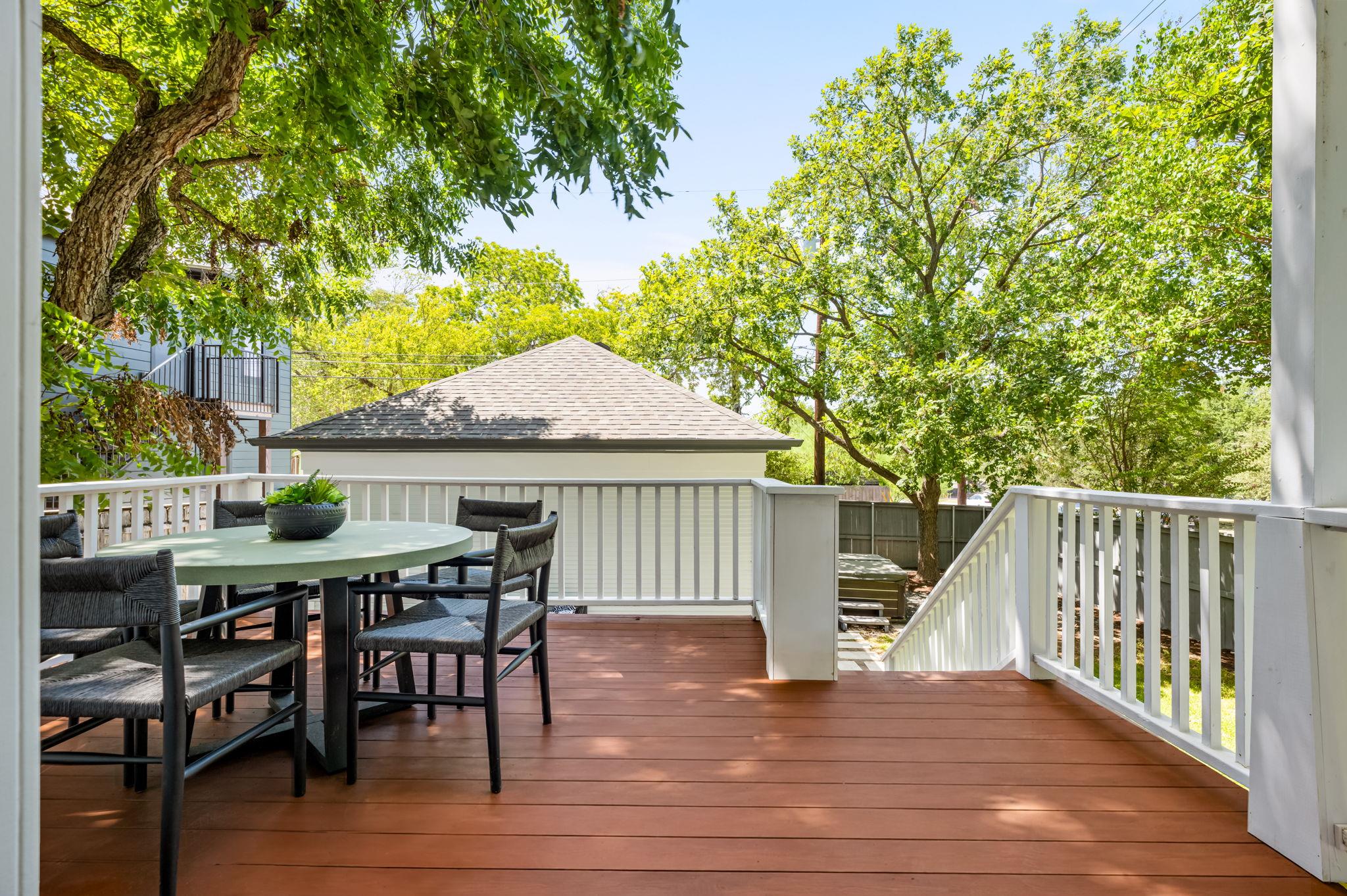 1800 Brackenridge St Property Photo 32