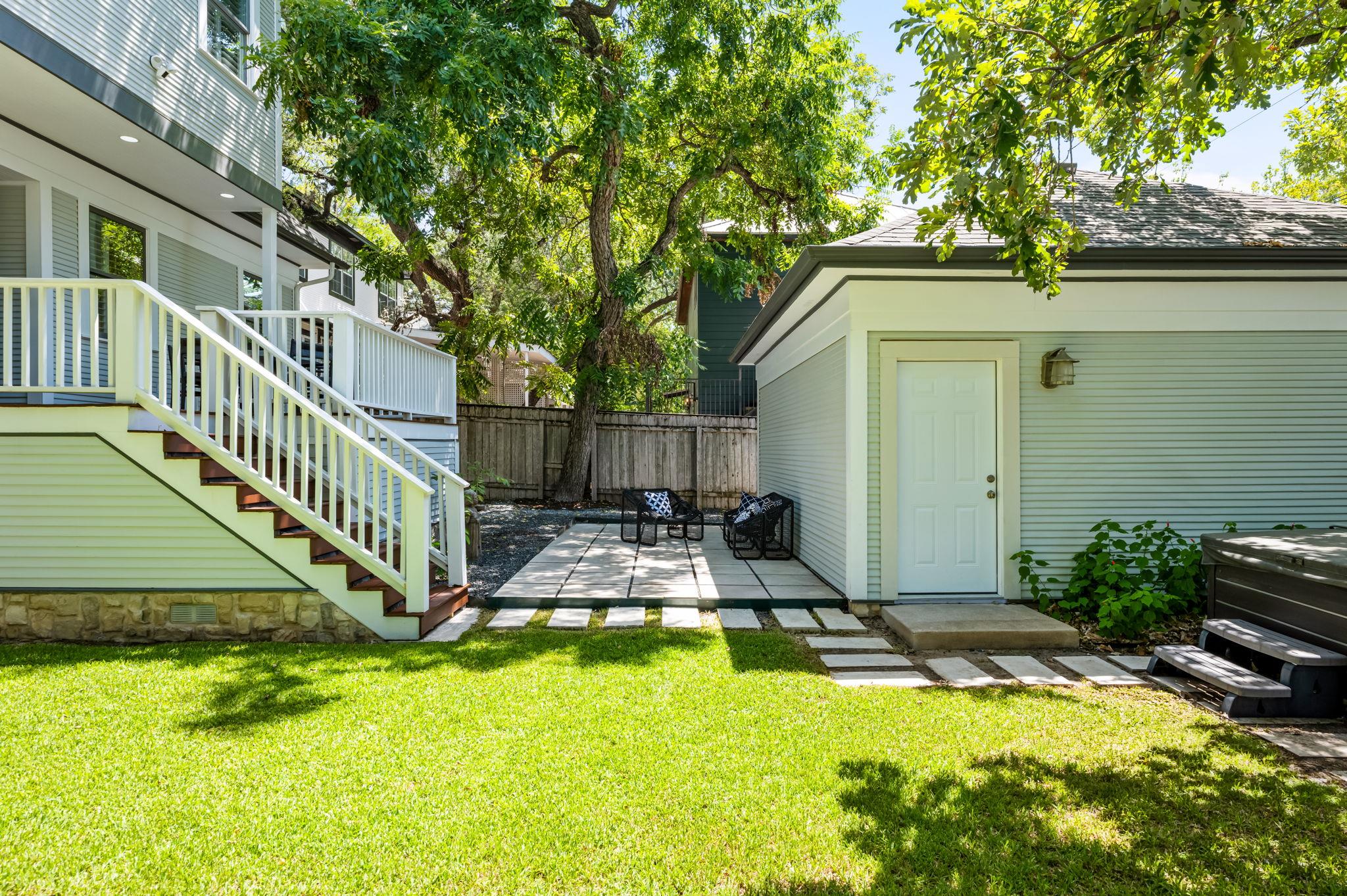 1800 Brackenridge St Property Photo 36