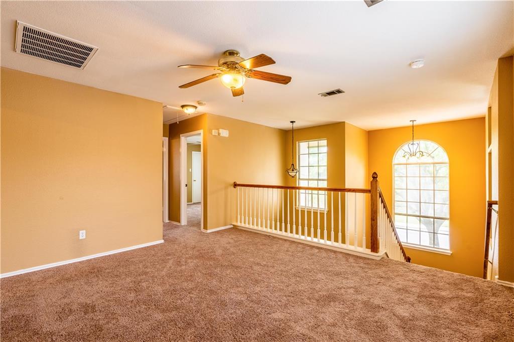 2104 Grove Dr Property Photo 12