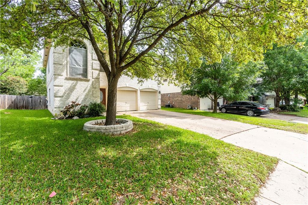 2104 Grove Dr Property Photo 24