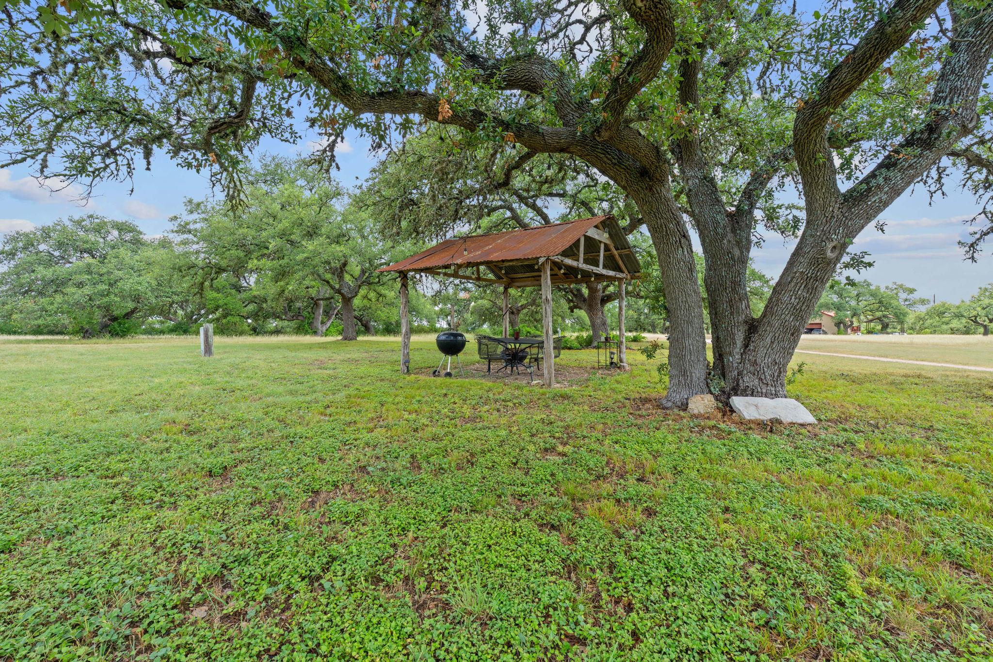 3468 Elder Hill Rd Property Photo 38