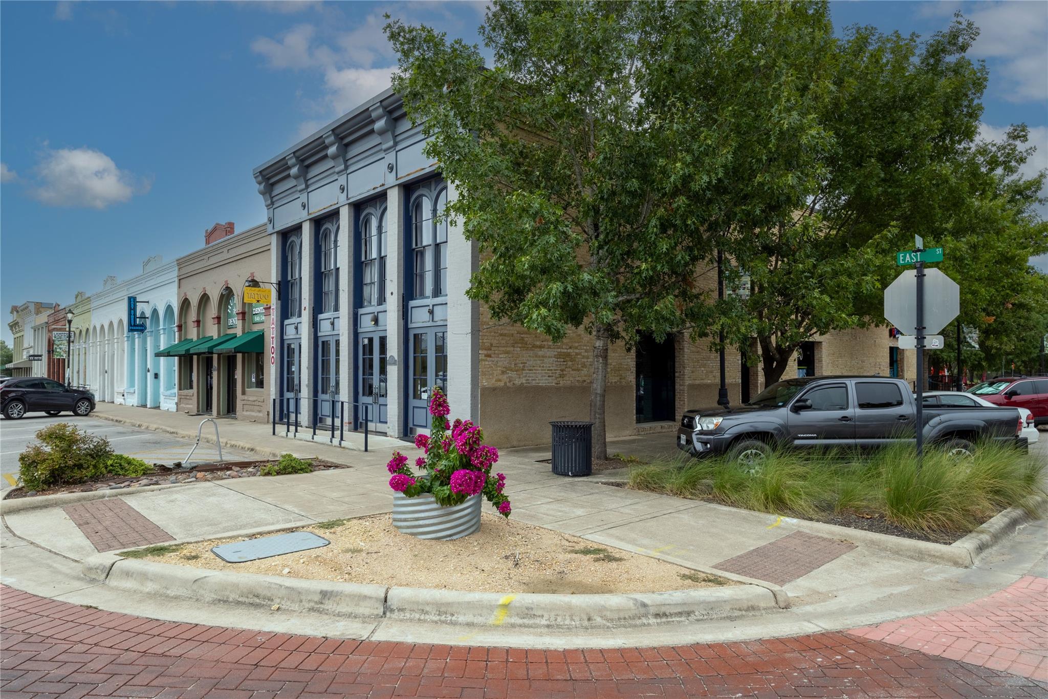 117 East St Property Photo 1