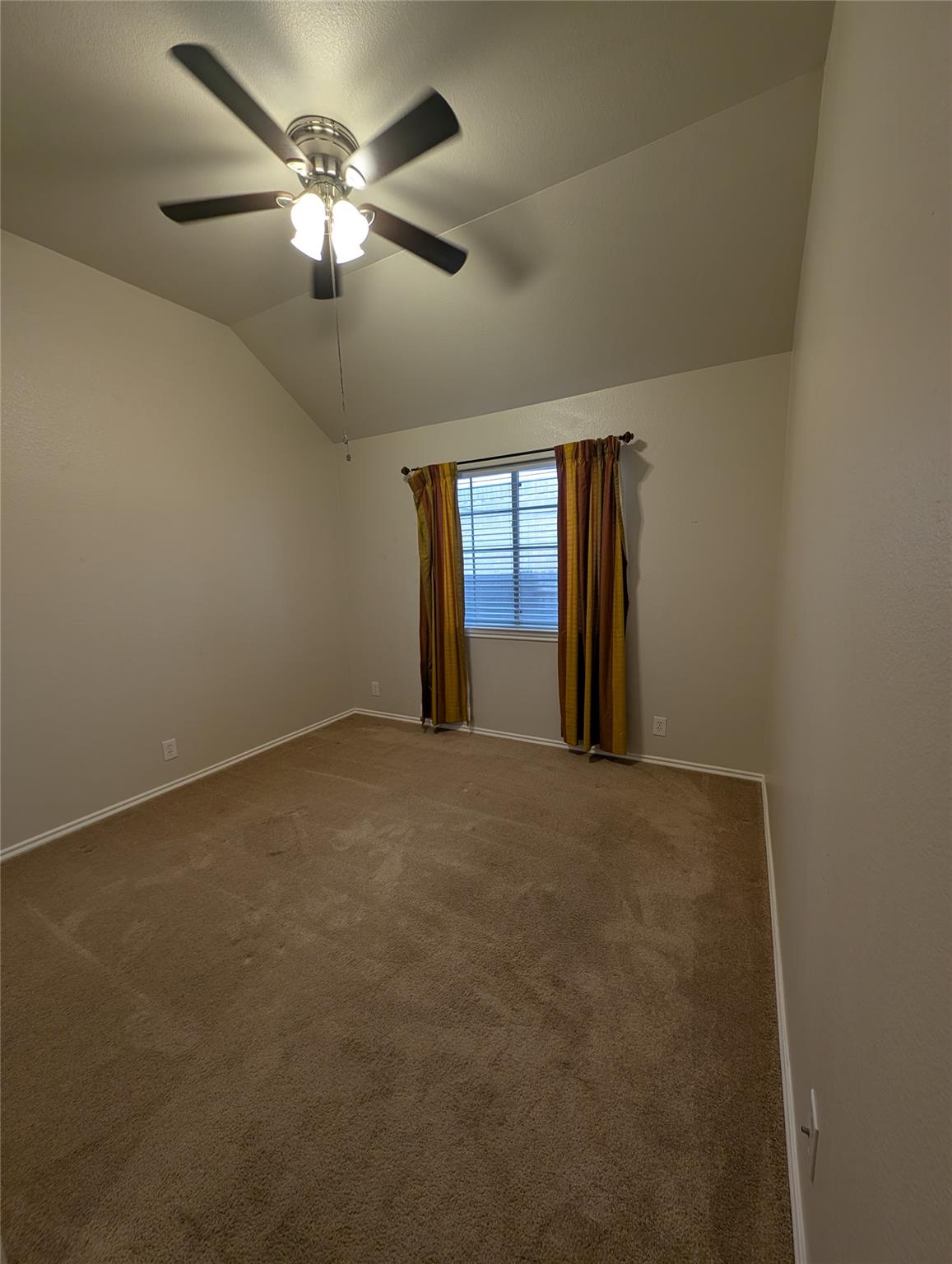 1325 Roadrunner Dr Property Photo 20