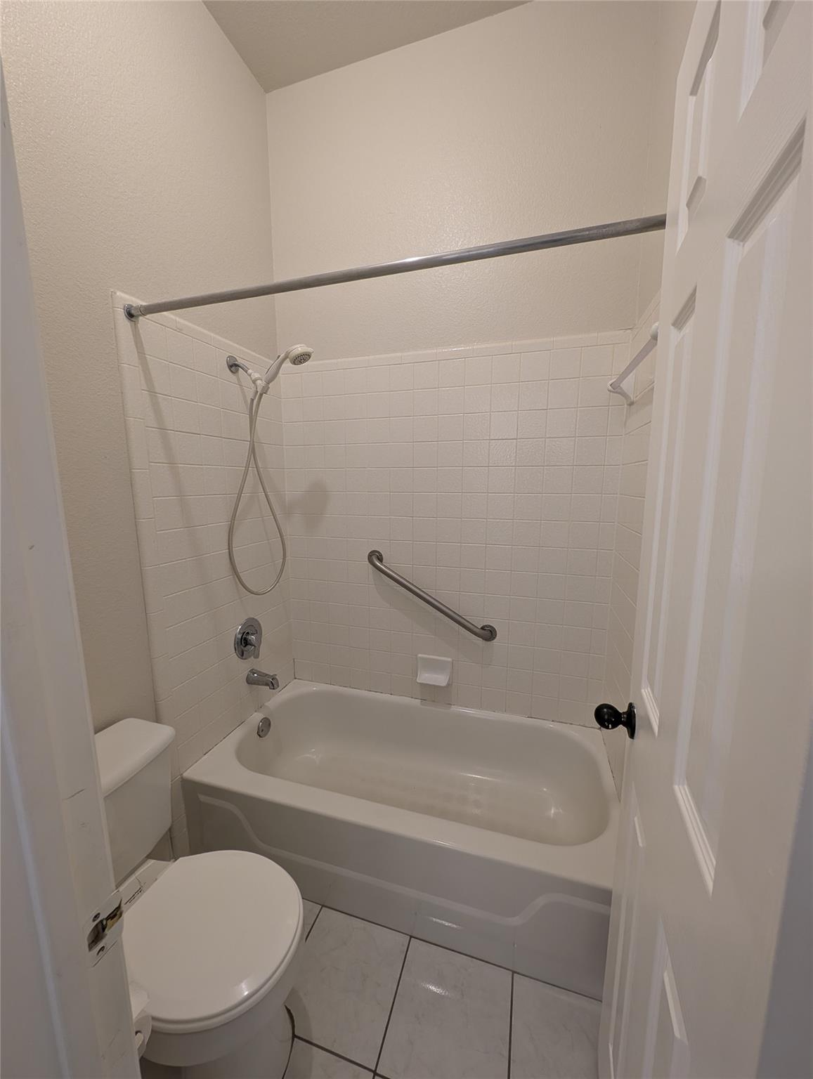 1325 Roadrunner Dr Property Photo 24