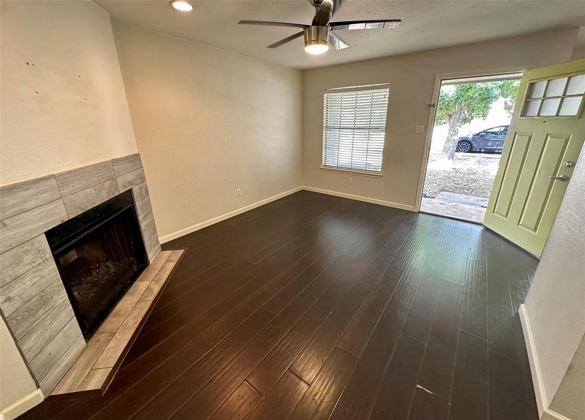 1429 Hyridge Cir Property Photo 2