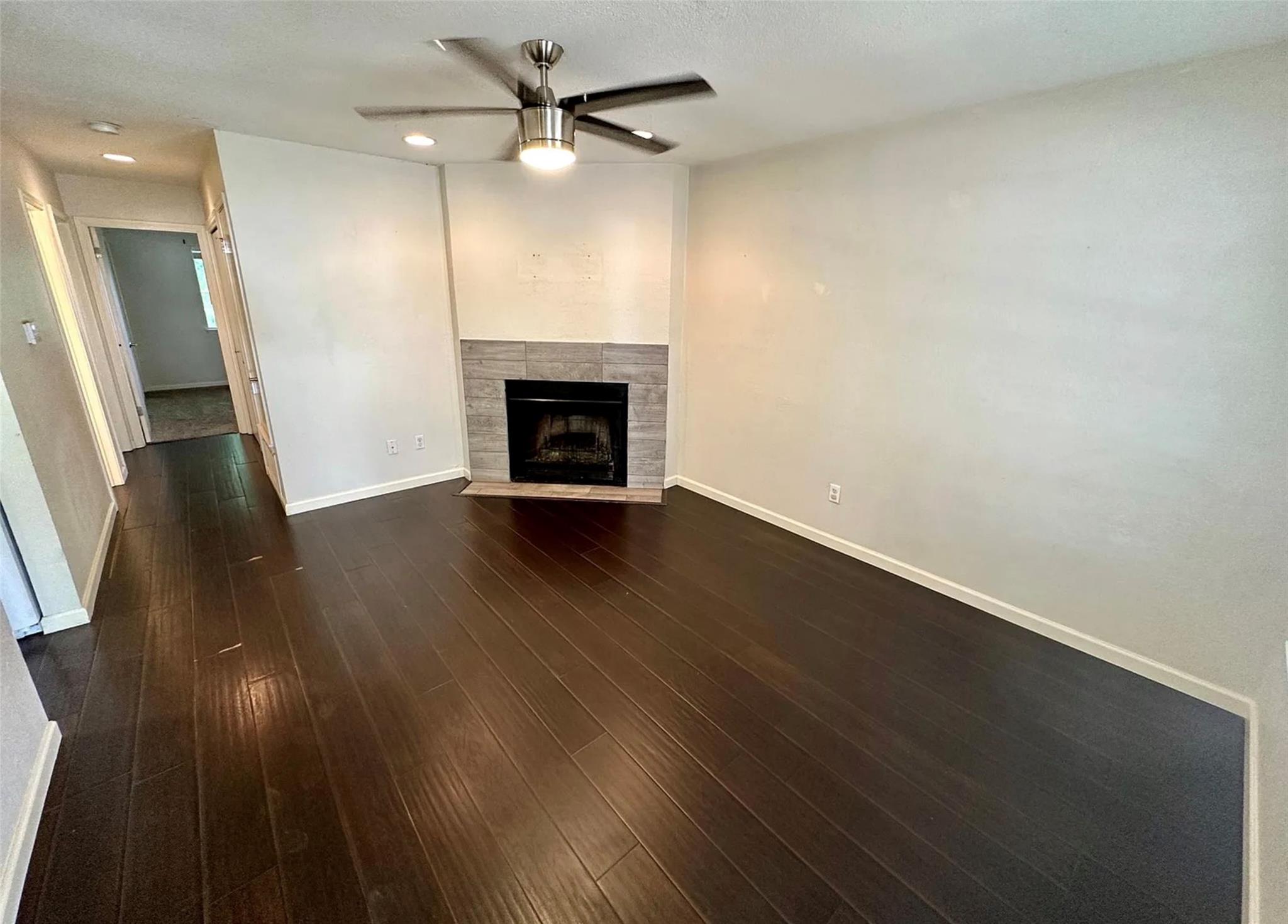 1429 Hyridge Cir Property Photo 4