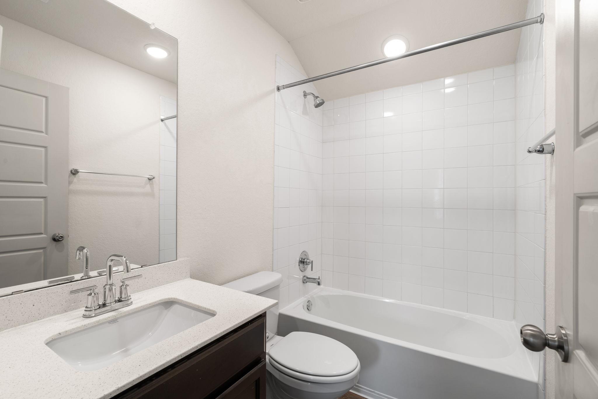 14101 Mcarthur Dr Property Photo 14