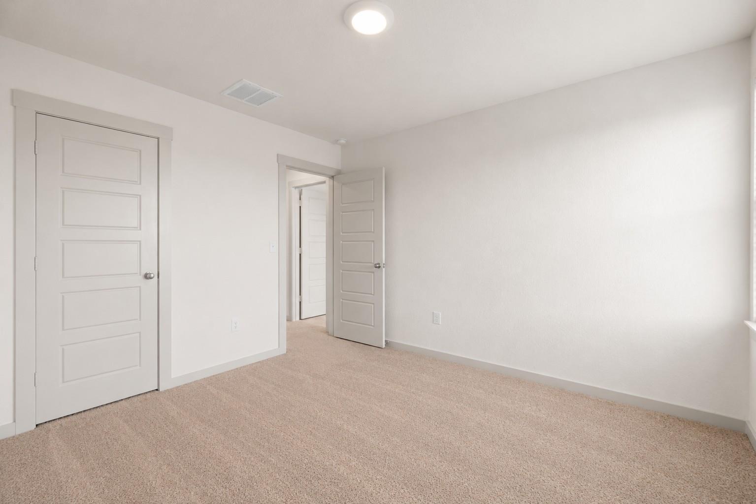 14101 Mcarthur Dr Property Photo 17