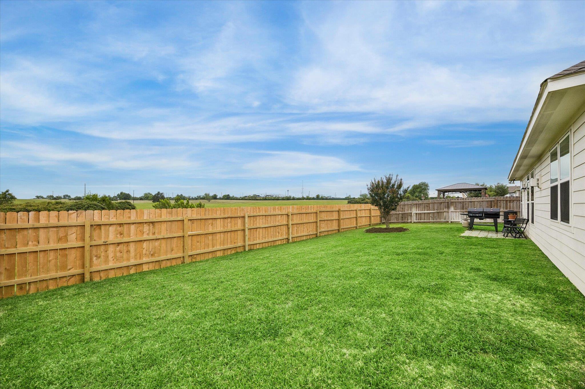 1401 Timber Oaks Dr Property Photo 15