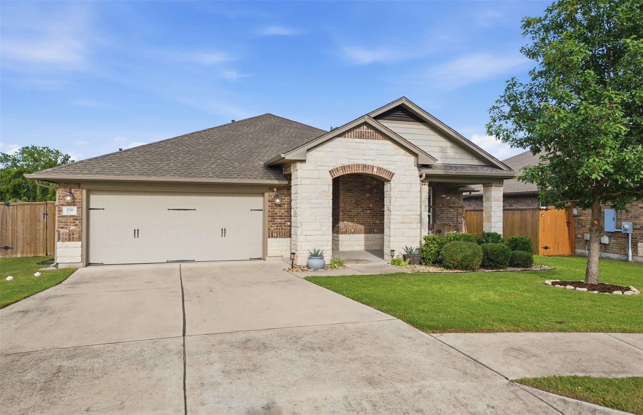 276 Gunnison Way Property Photo 1