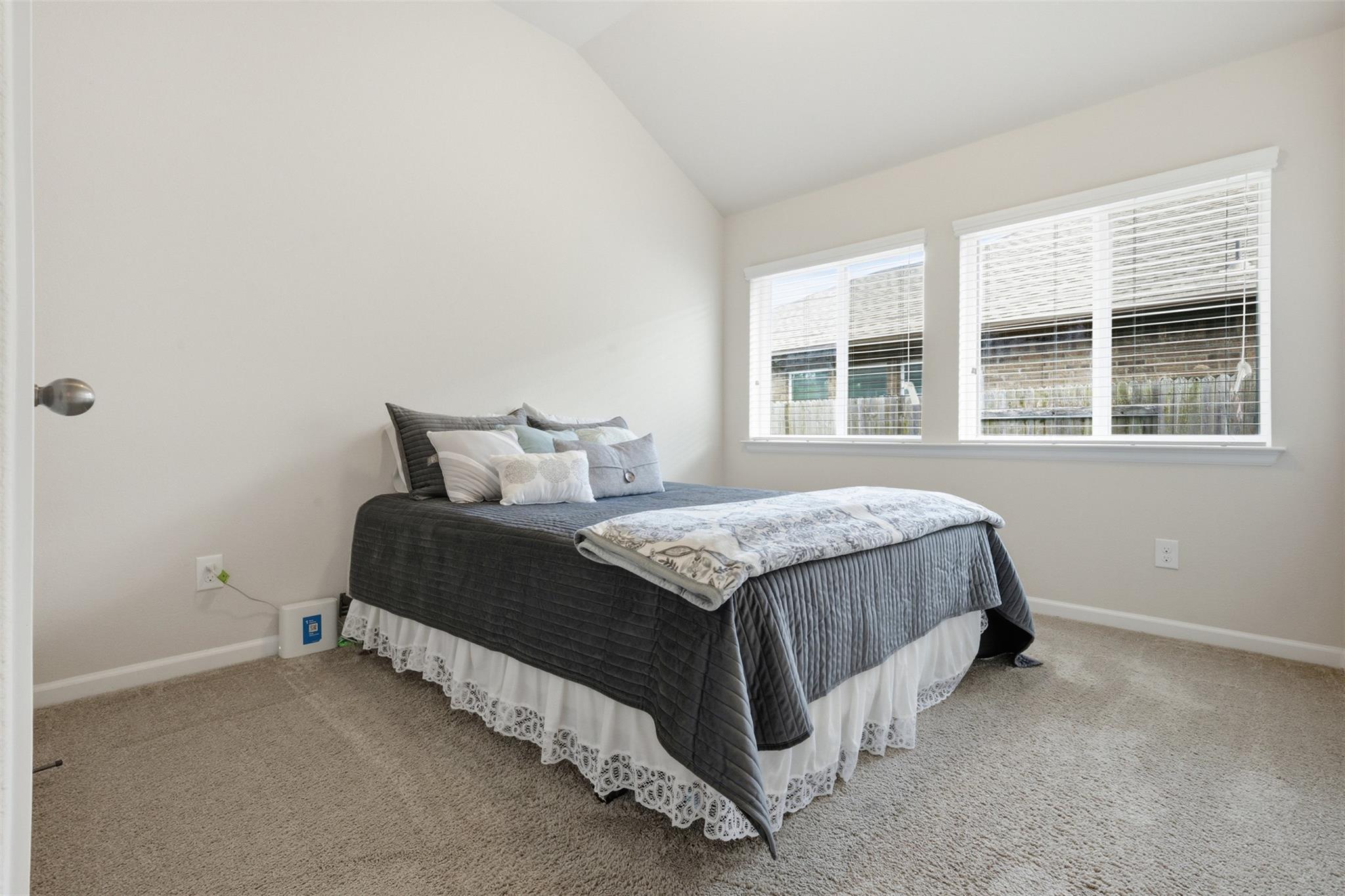 276 Gunnison Way Property Photo 18
