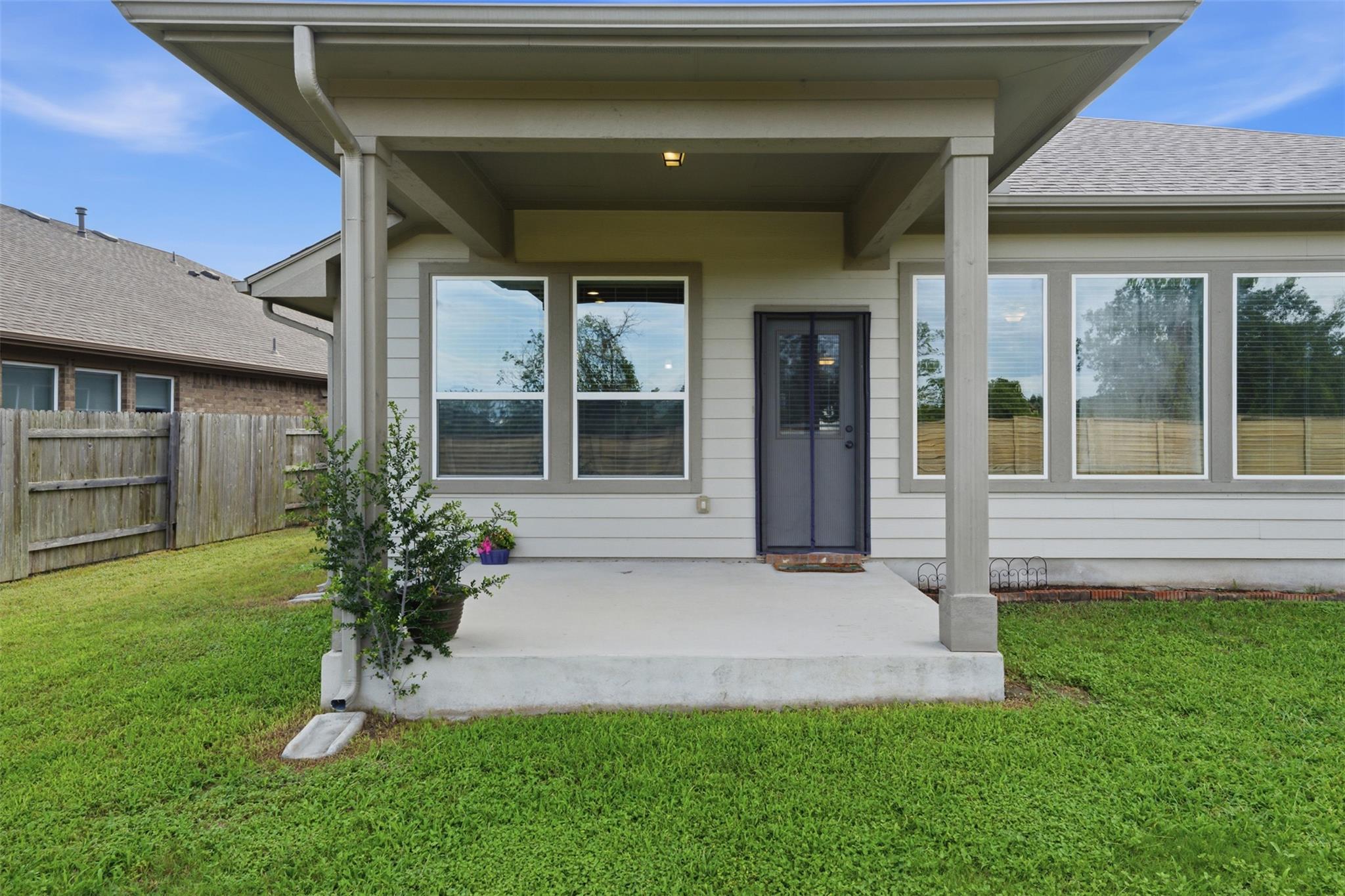 276 Gunnison Way Property Photo 24