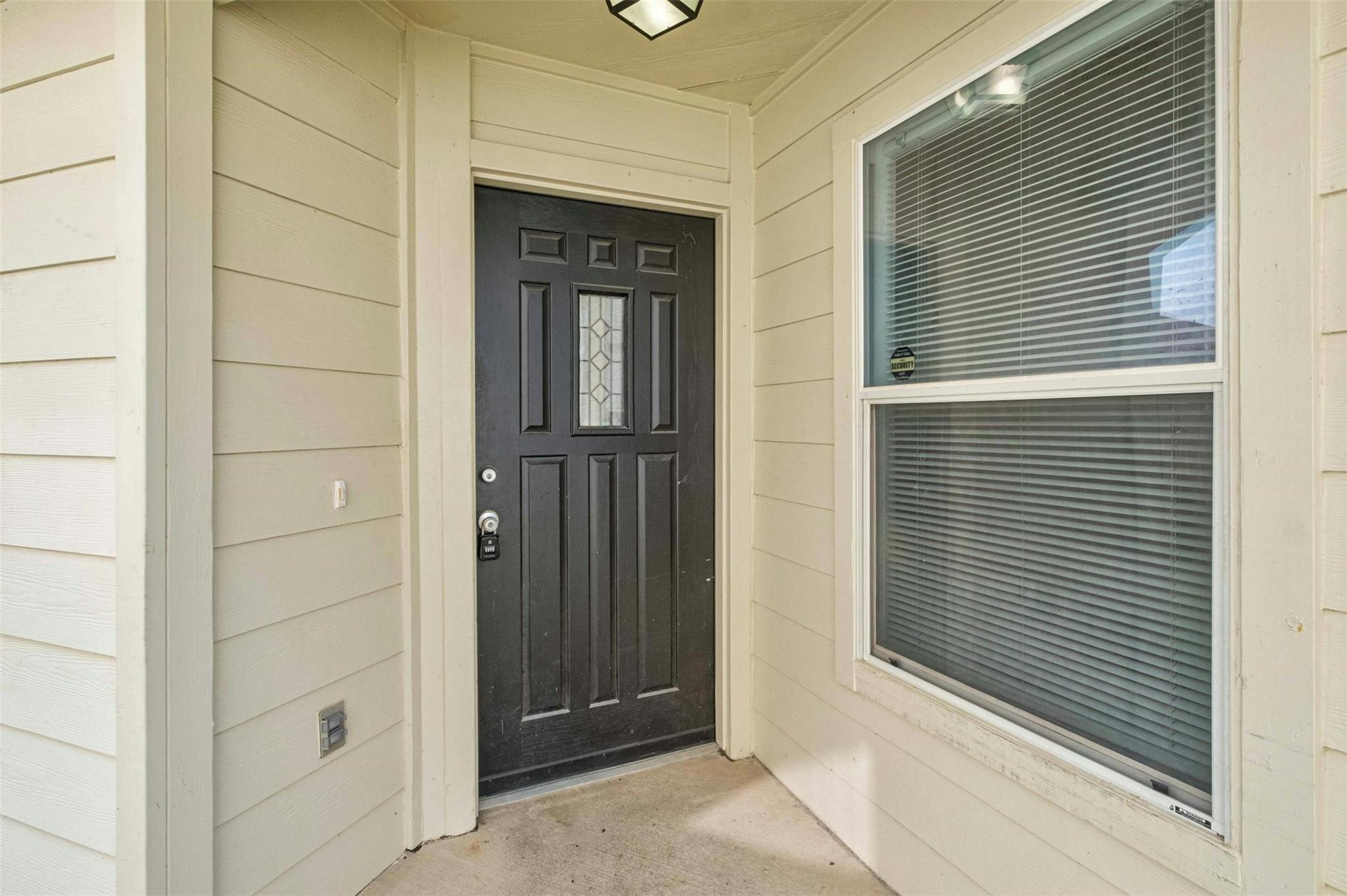 12409 Sky Harbor Dr Property Photo 3
