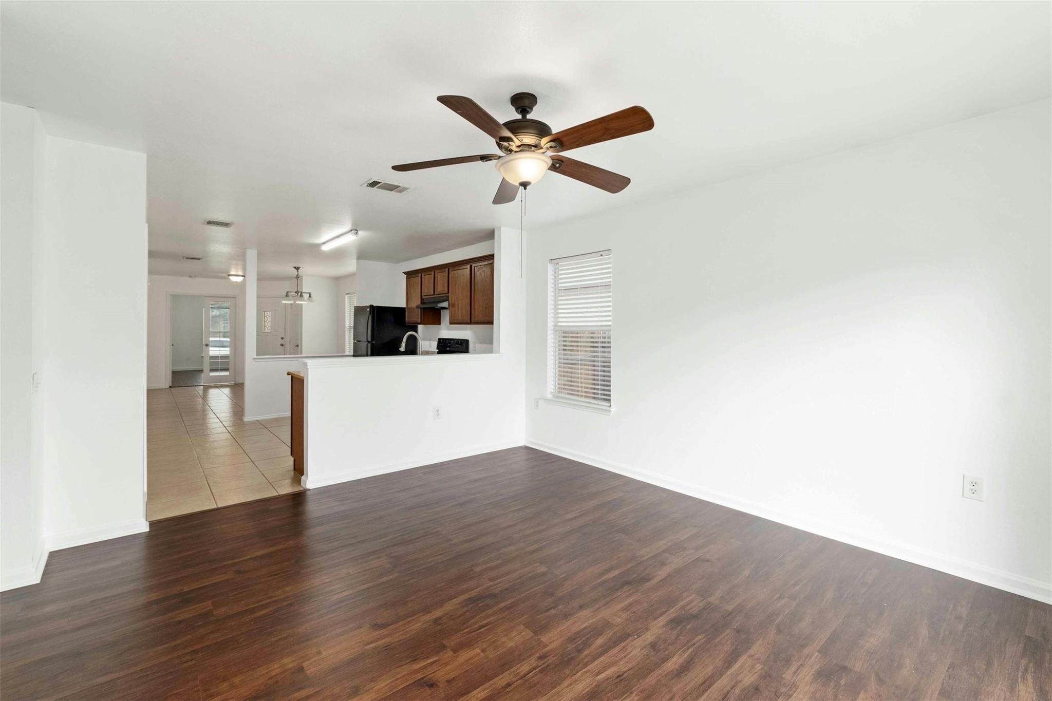 12409 Sky Harbor Dr Property Photo 6